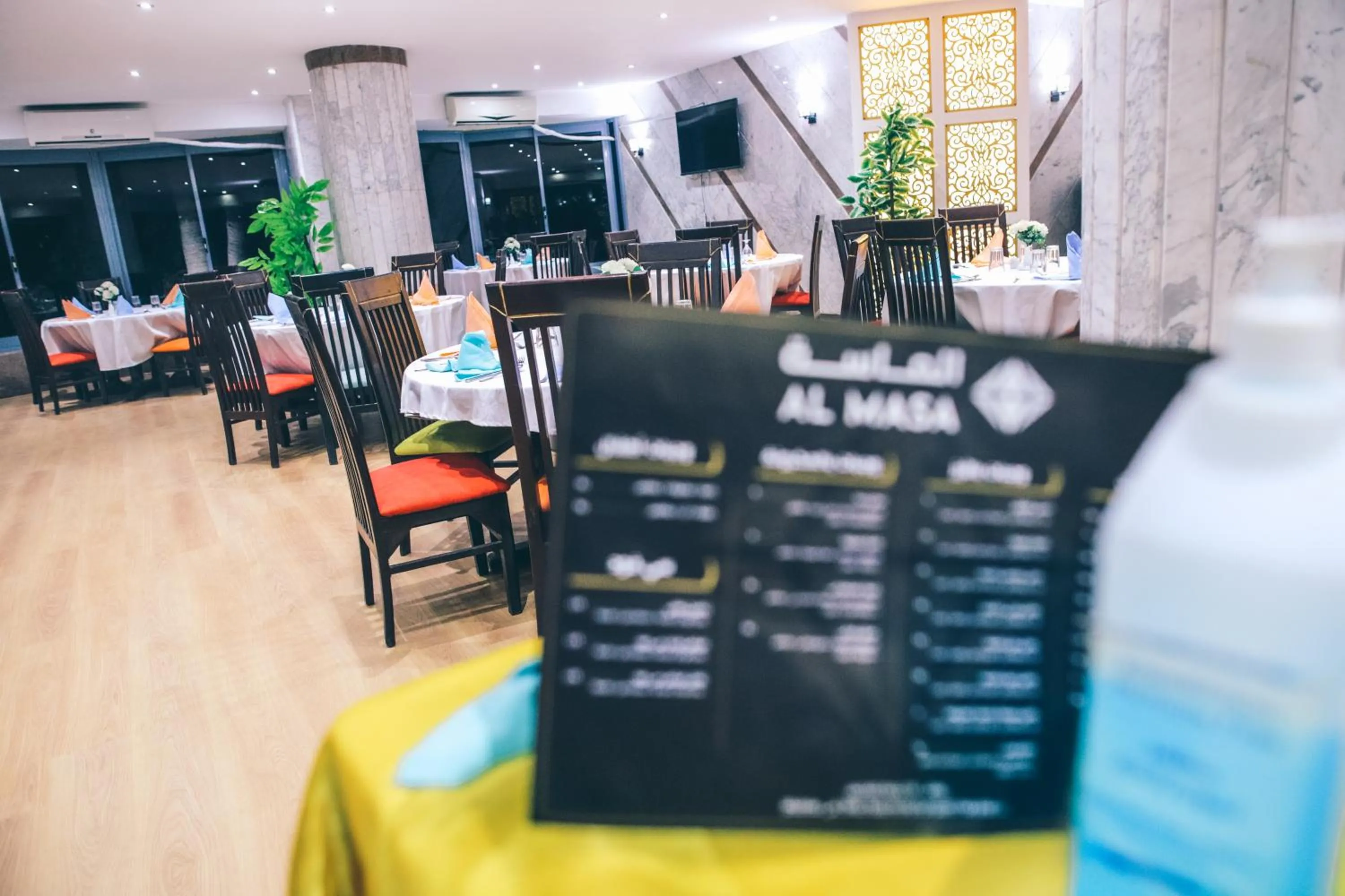 Restaurant/places to eat in Jewel Maadi Cabins and Club