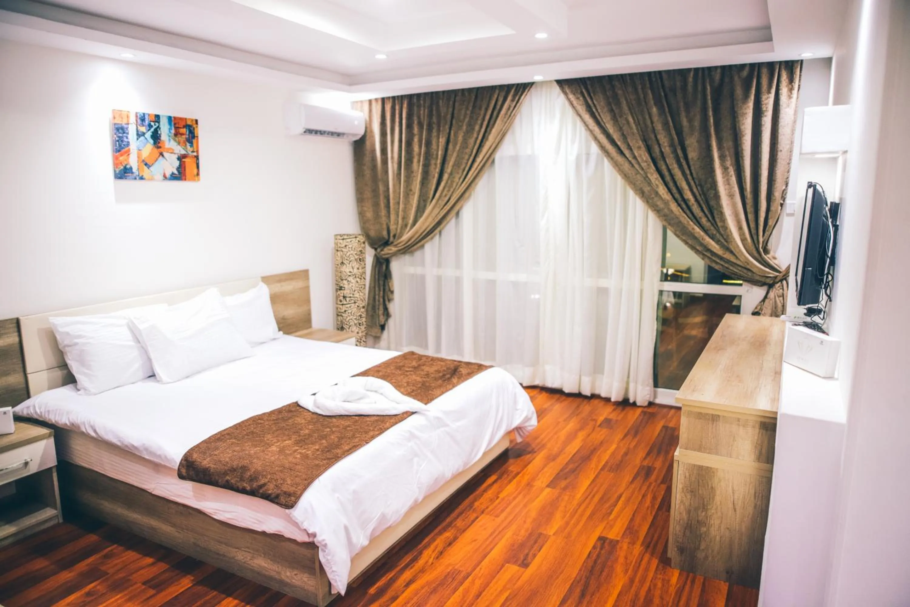 Bed in Jewel Maadi Cabins and Club