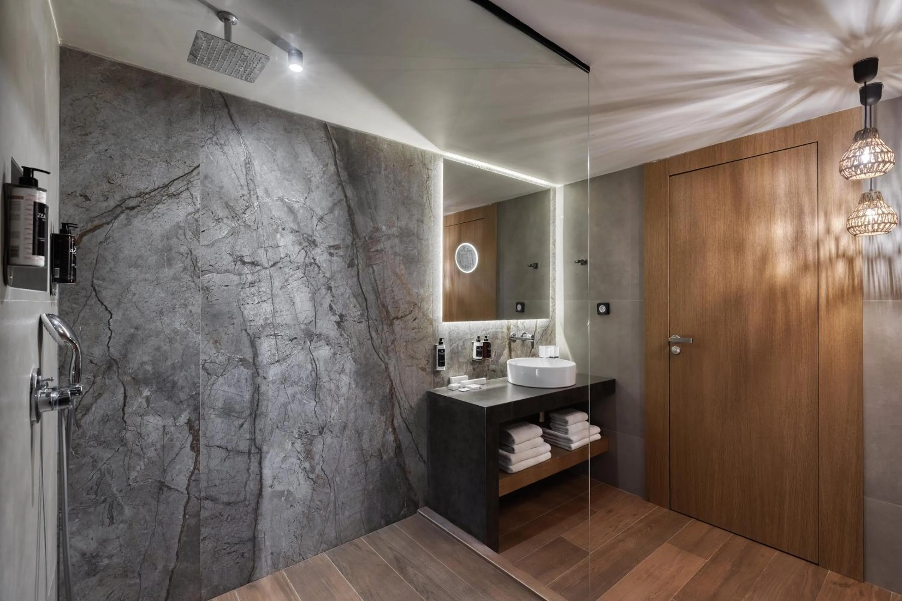 Shower in Castello Infinity Suites - Adults Only