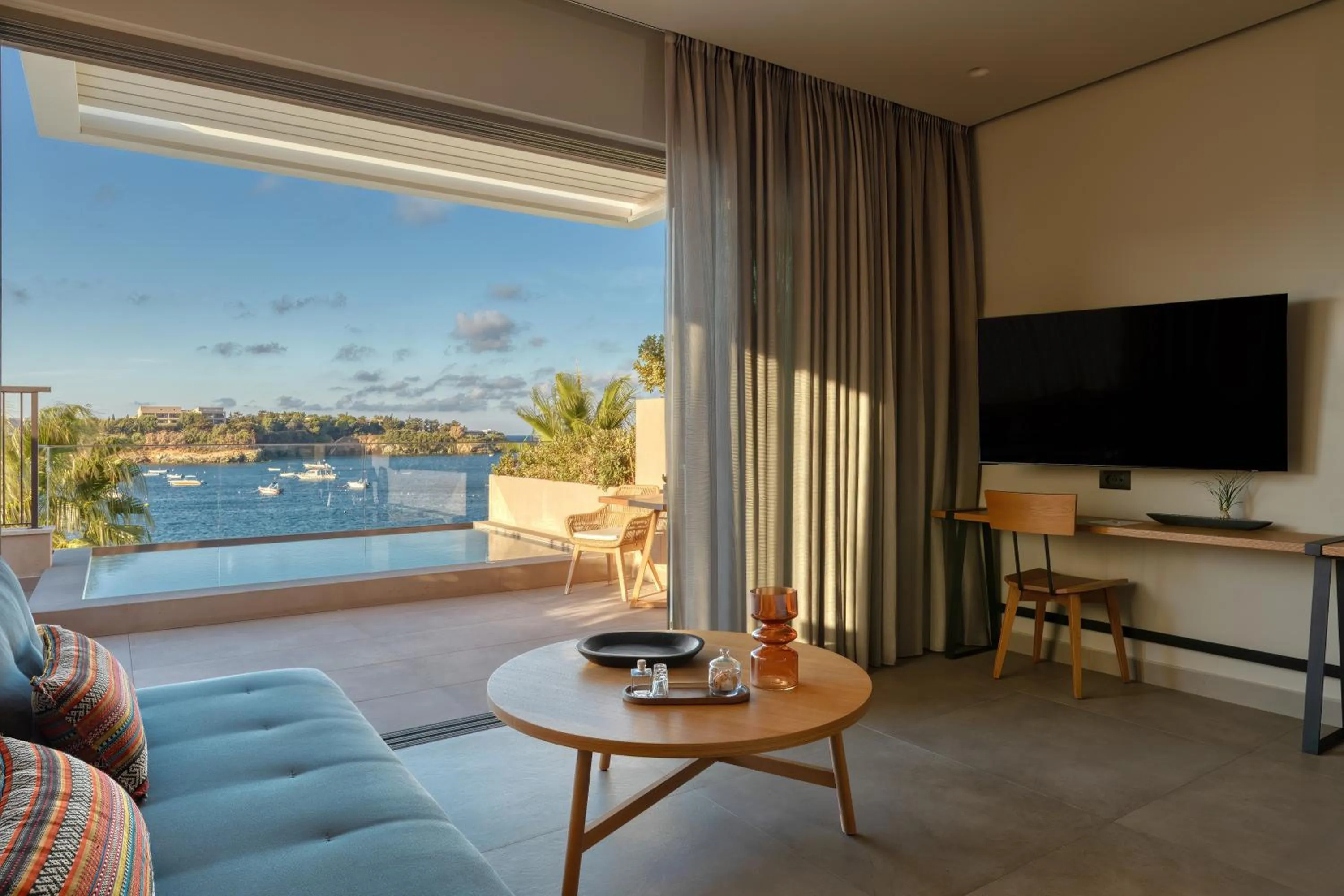 Day in Castello Infinity Suites - Adults Only