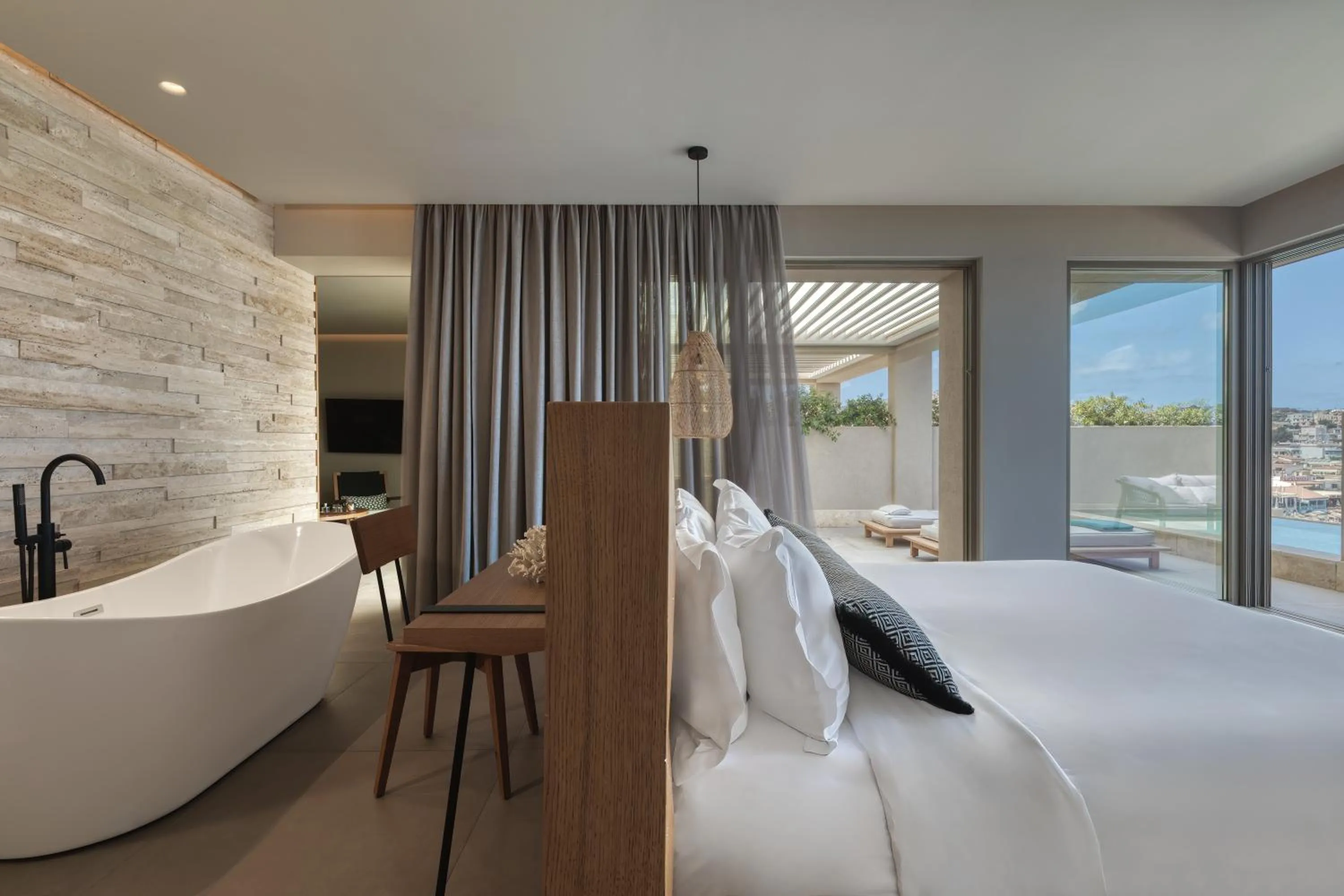 Bed in Castello Infinity Suites - Adults Only