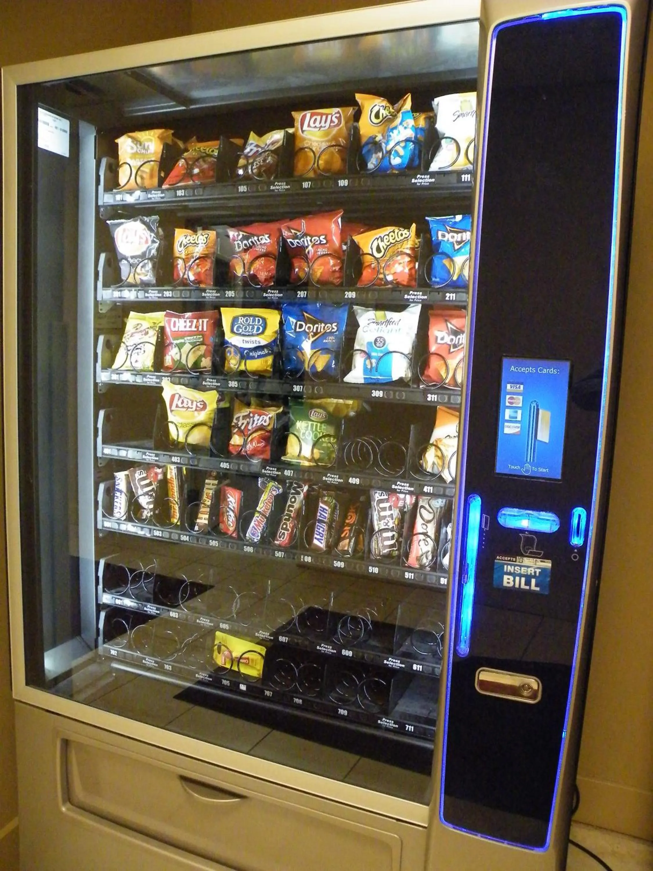 Food and drinks in Bakken Airport XWA Hotel & Studios