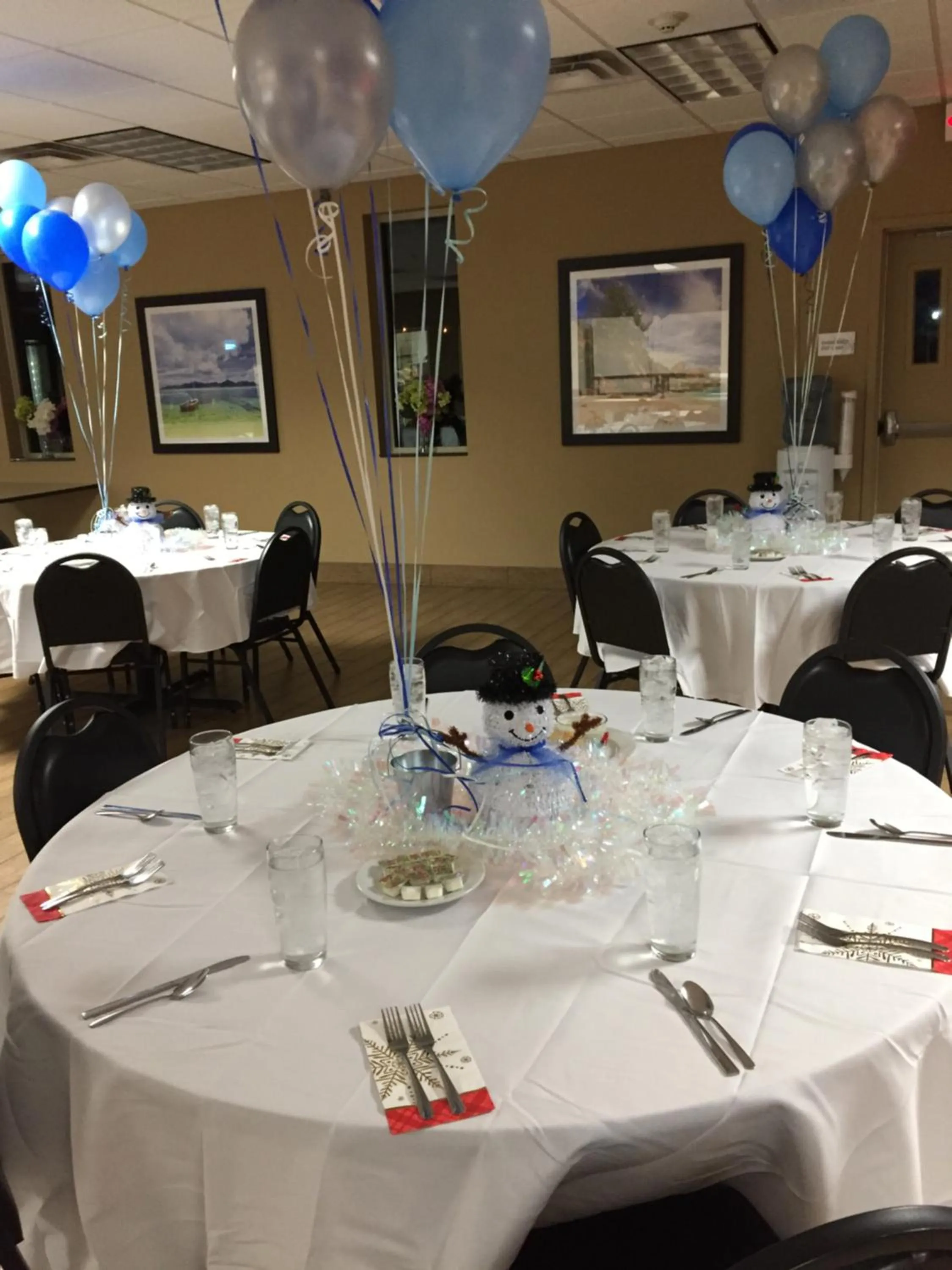 Banquet/Function facilities in Bakken Airport XWA Hotel & Studios