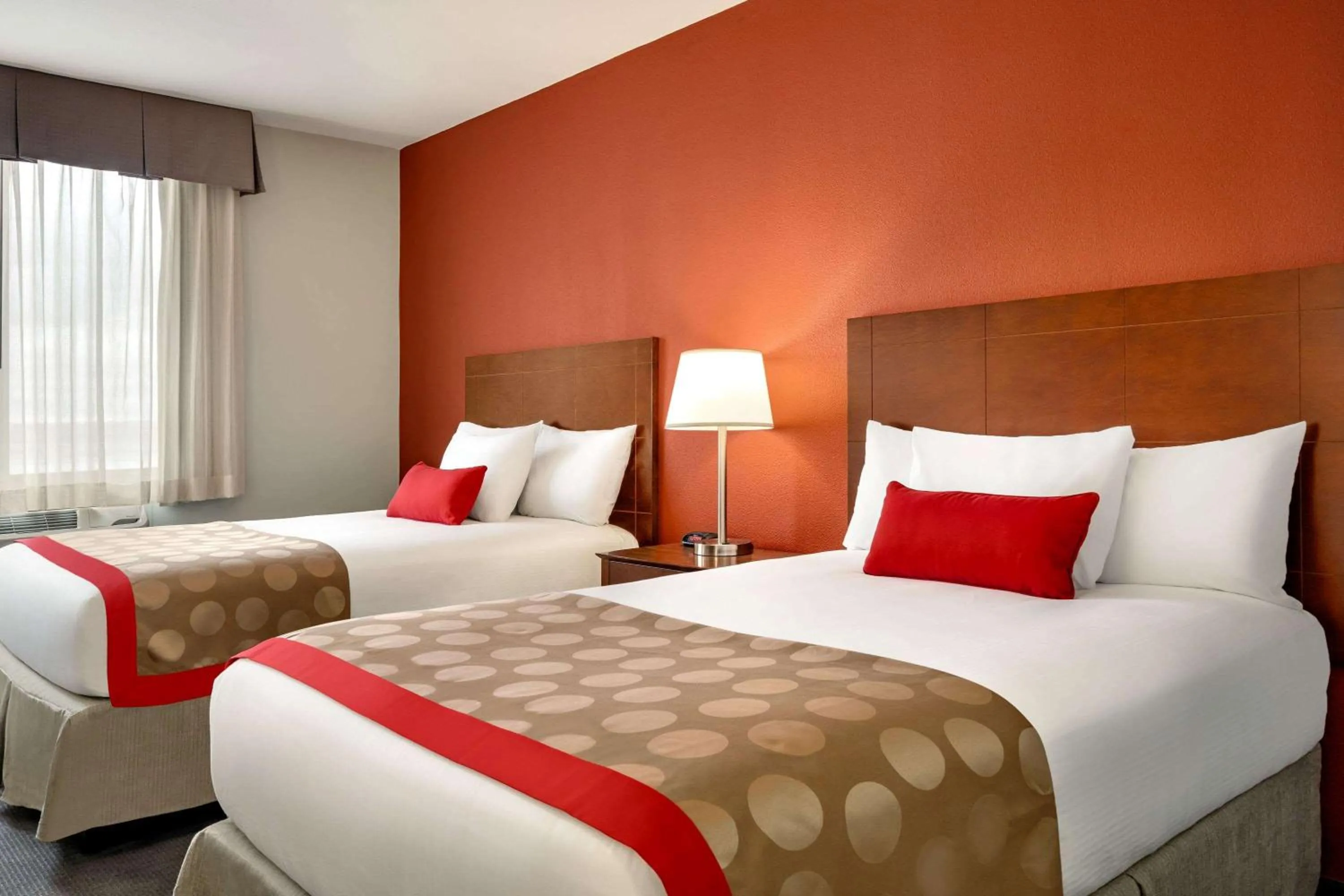 Photo of the whole room, Bed in Bakken Airport XWA Hotel & Studios