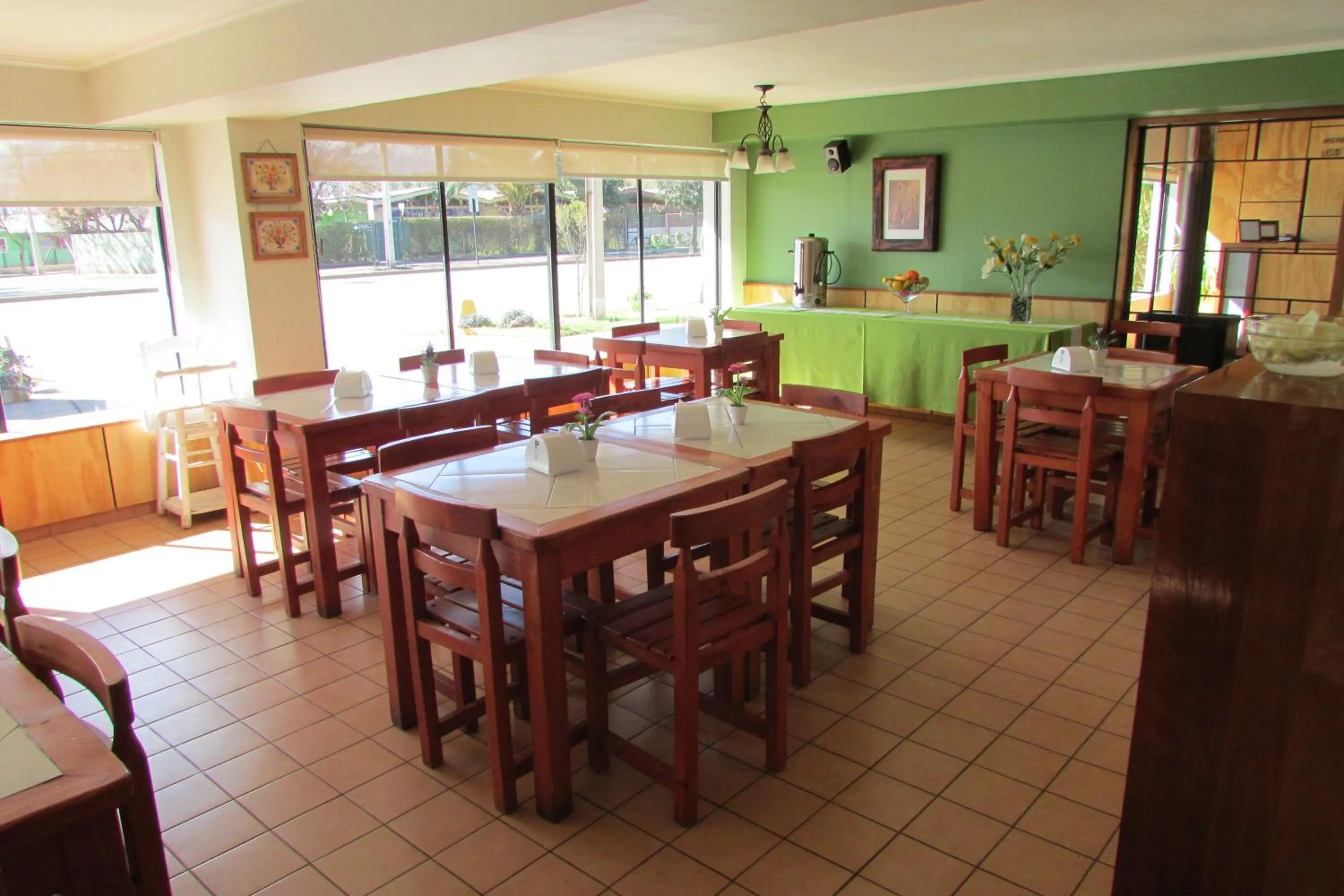 Restaurant/places to eat in Hotel Los Andes