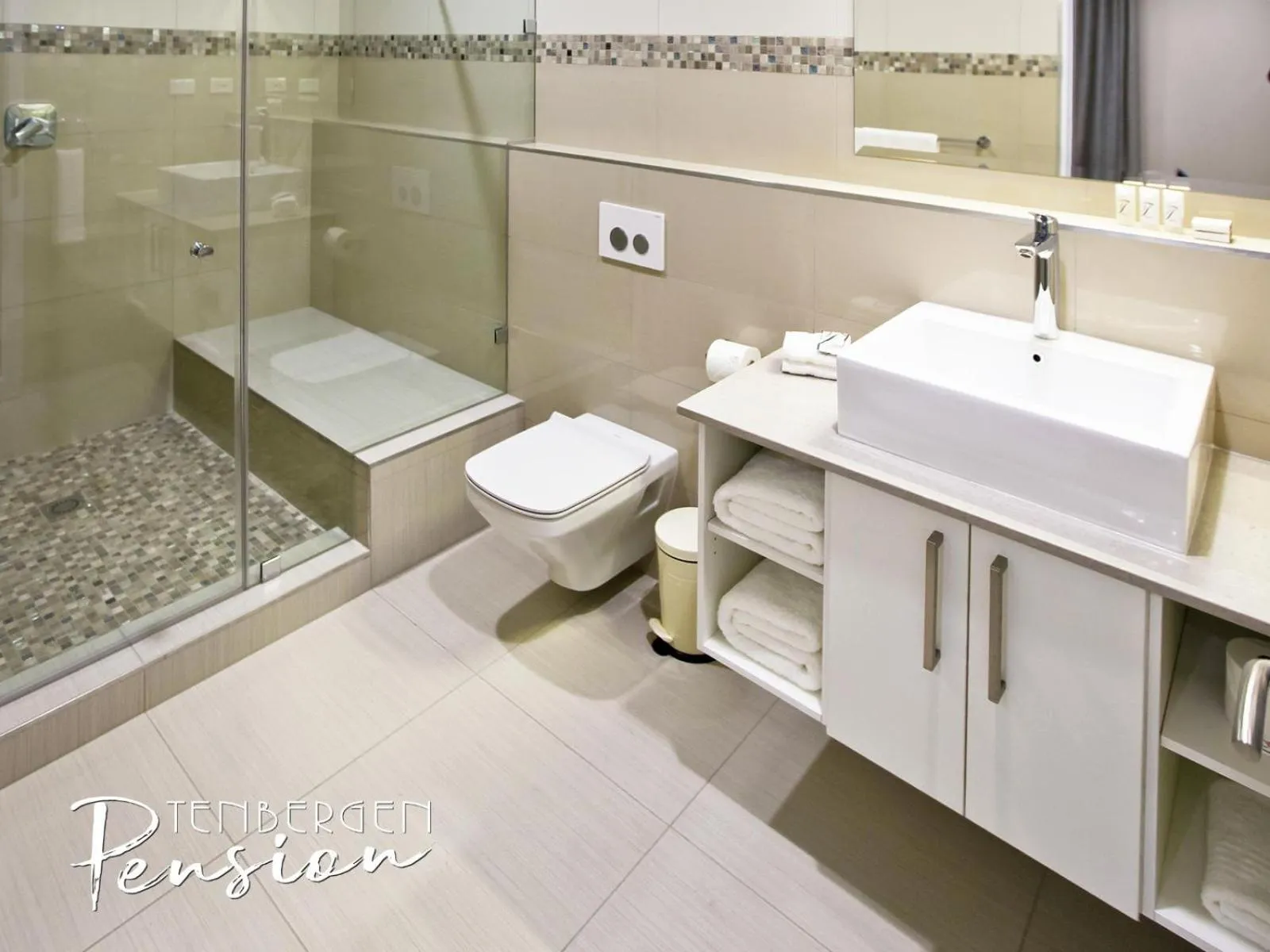 Bathroom in Tenbergen Pension Hotel