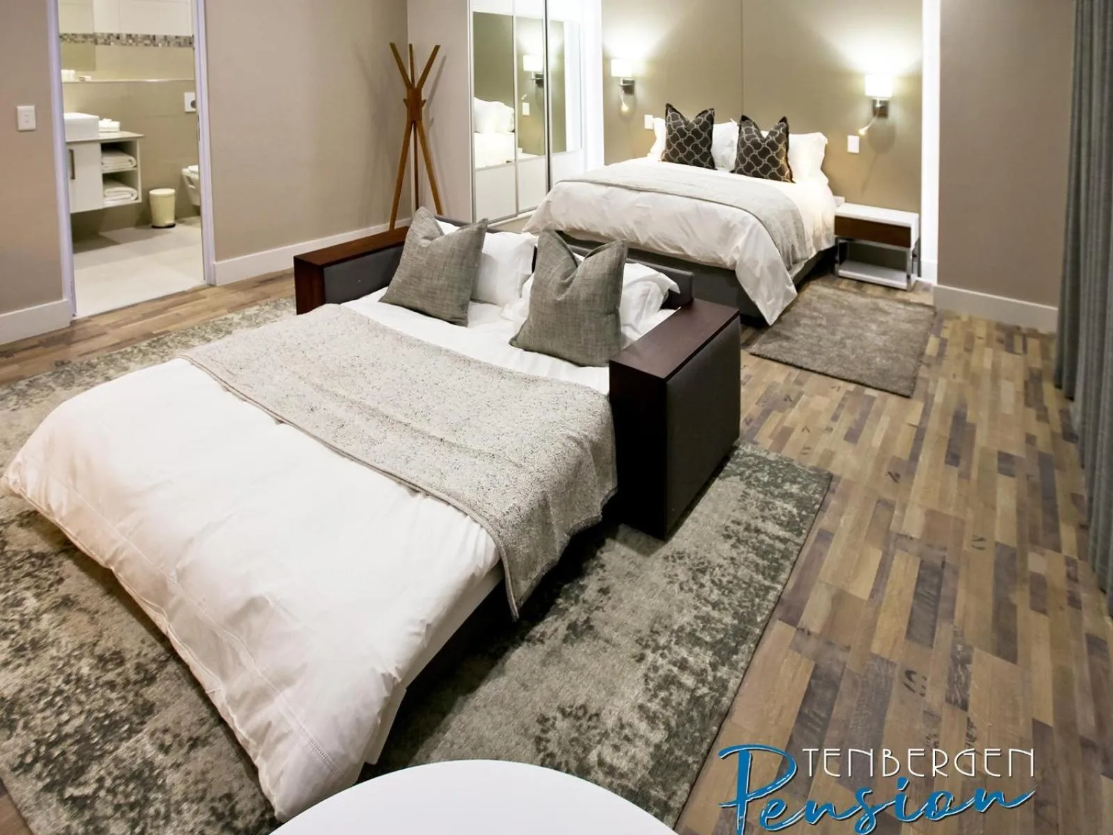 Bed in Tenbergen Pension Hotel