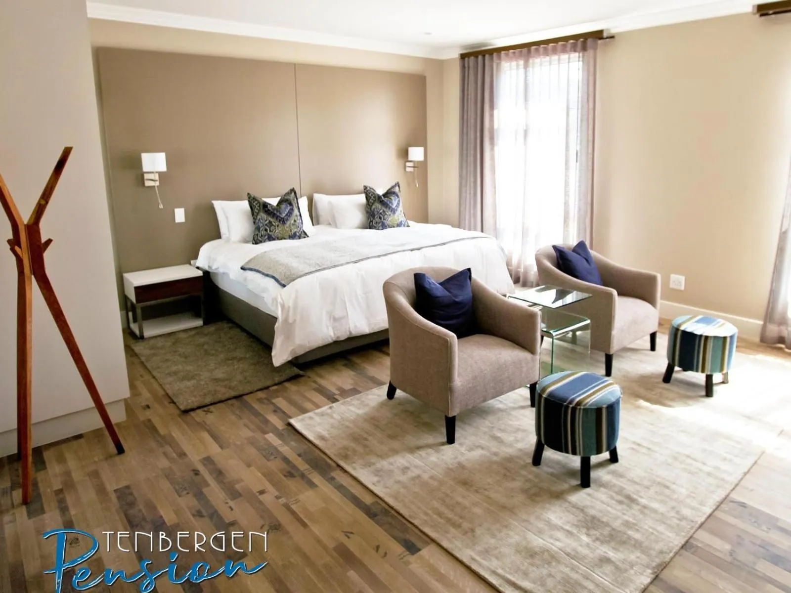 Bed in Tenbergen Pension Hotel