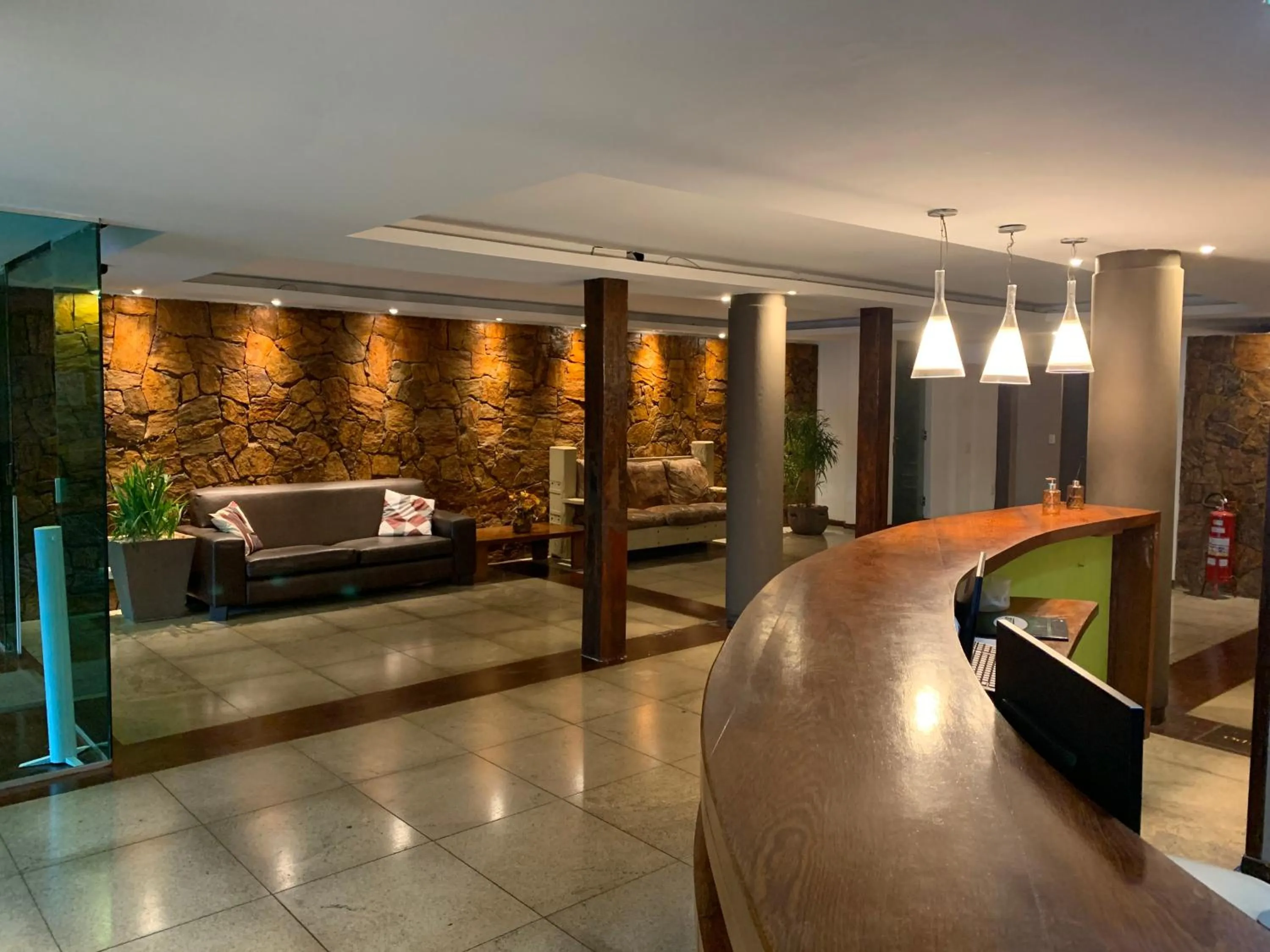 Tarumã Búzios Hotel