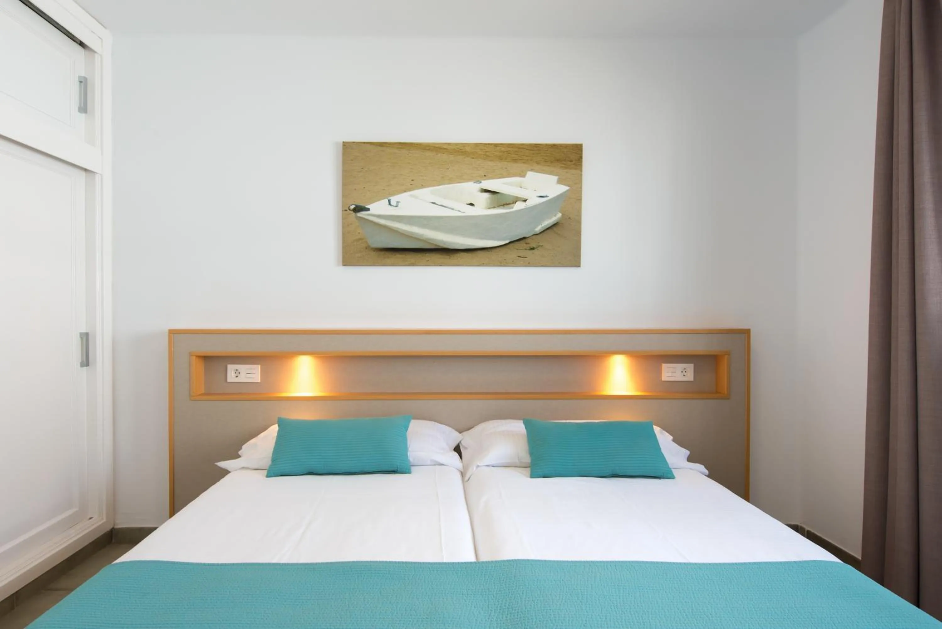 Bedroom in Apartamentos Playamar