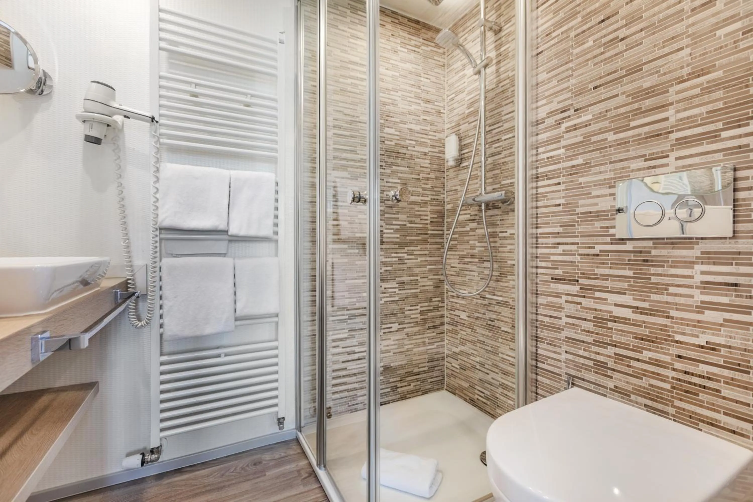 Bathroom in Landhotel Bellevue