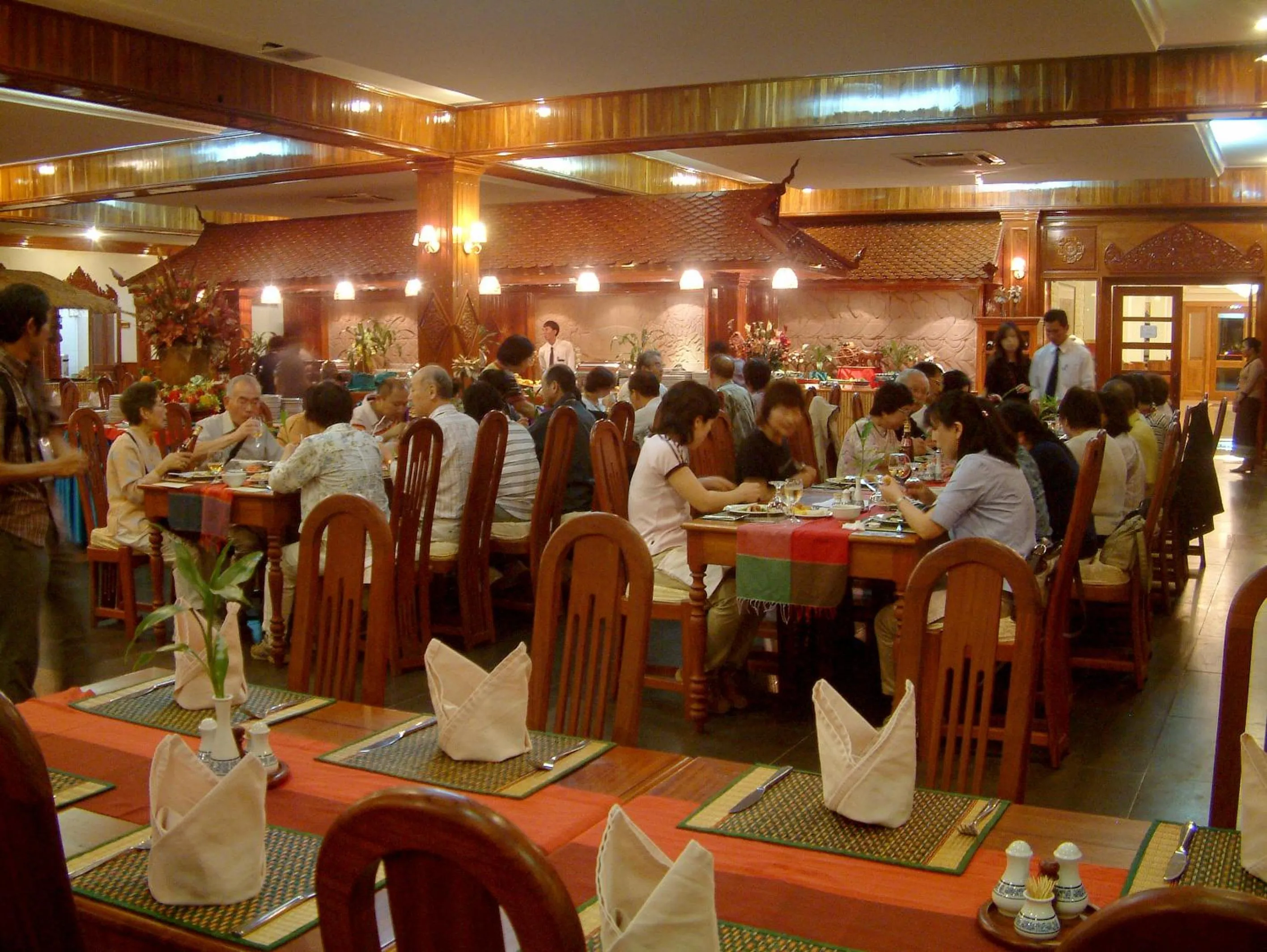 Restaurant/places to eat in City Angkor Hotel