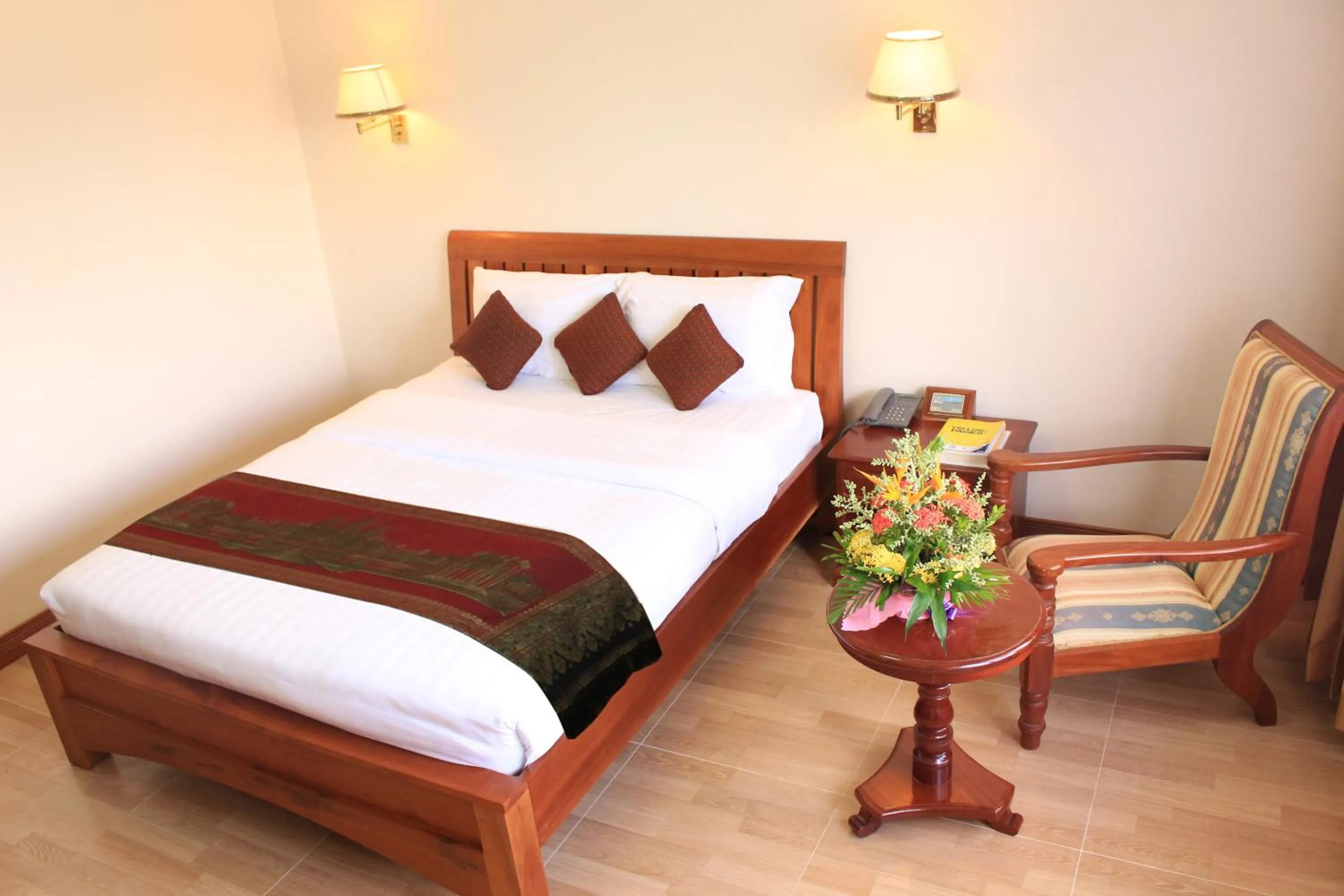 Bed in City Angkor Hotel