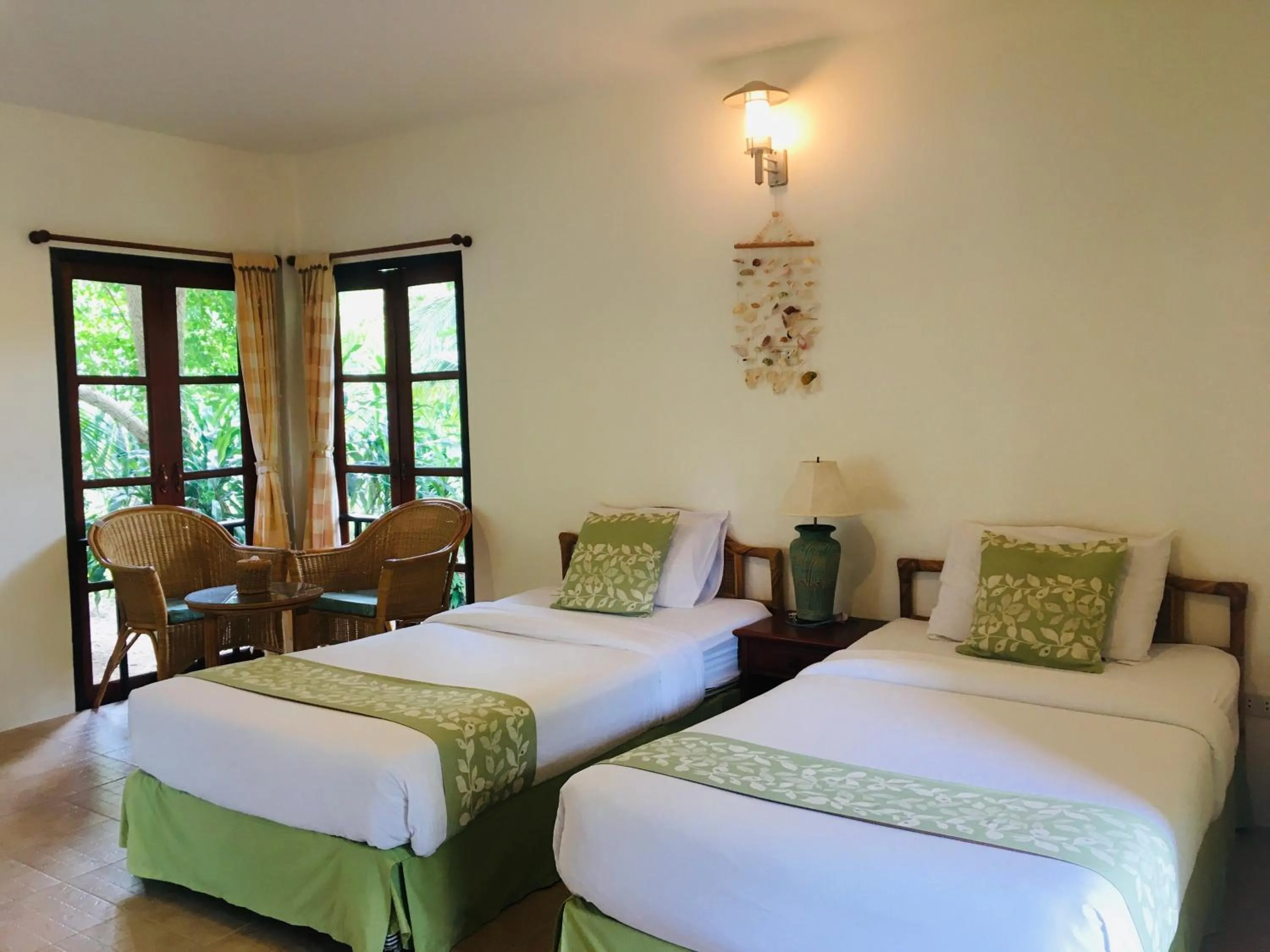 Bed in Suan Bankrut Beach Resort