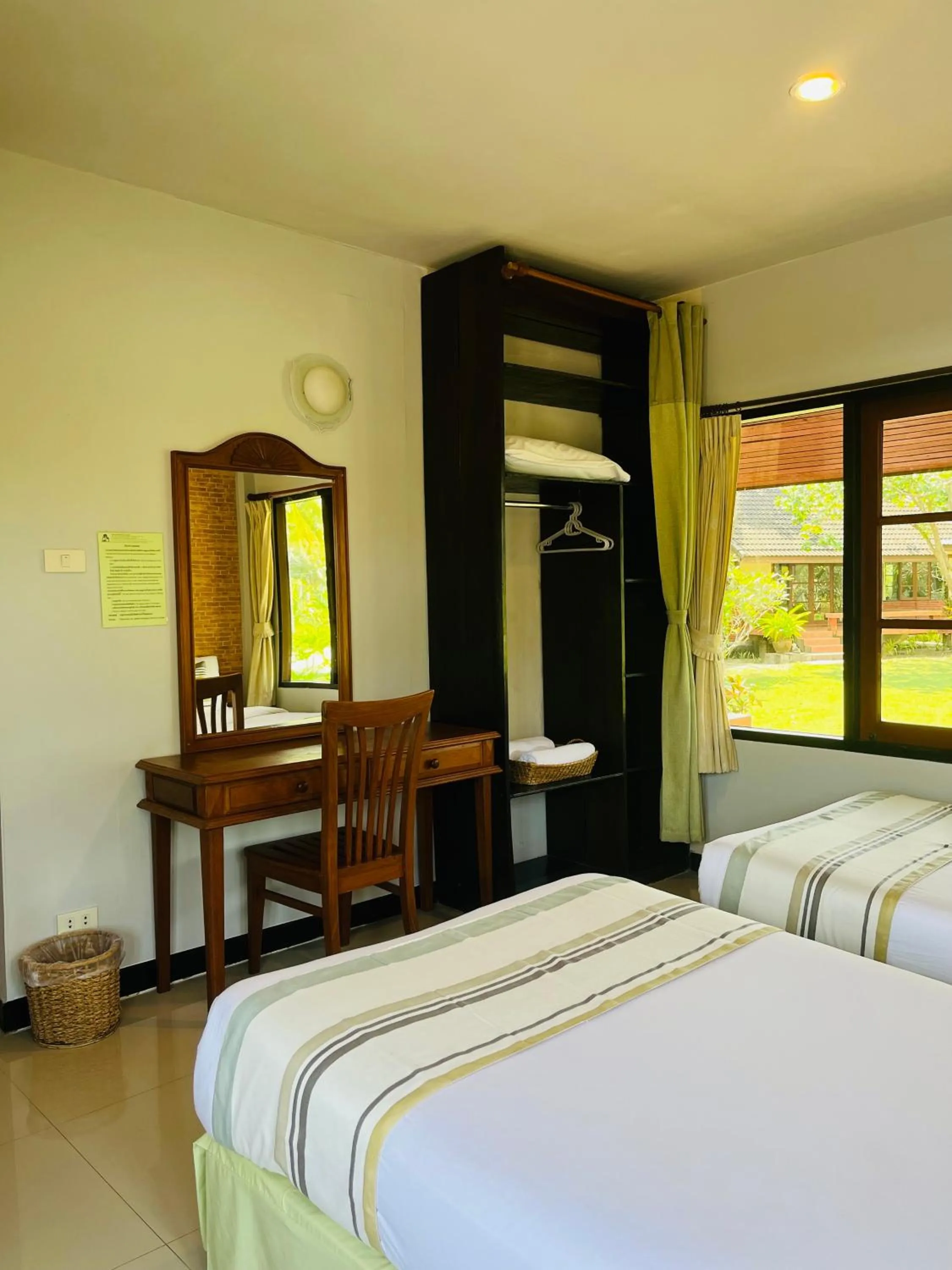 Bedroom, Bed in Suan Bankrut Beach Resort