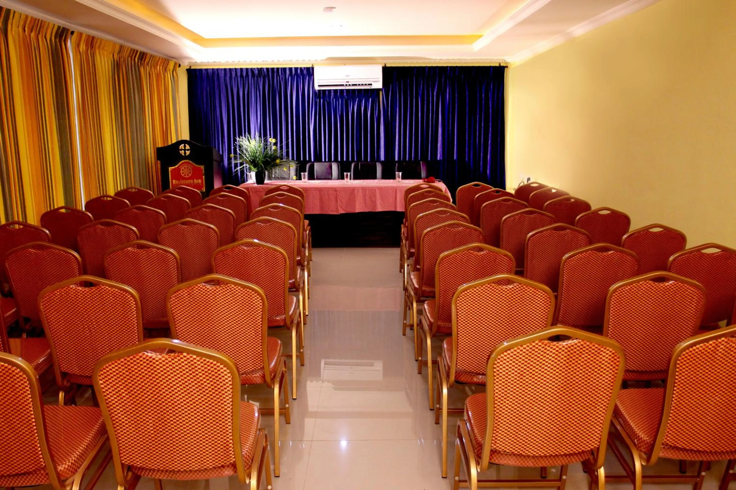 Business facilities in Devasura inn