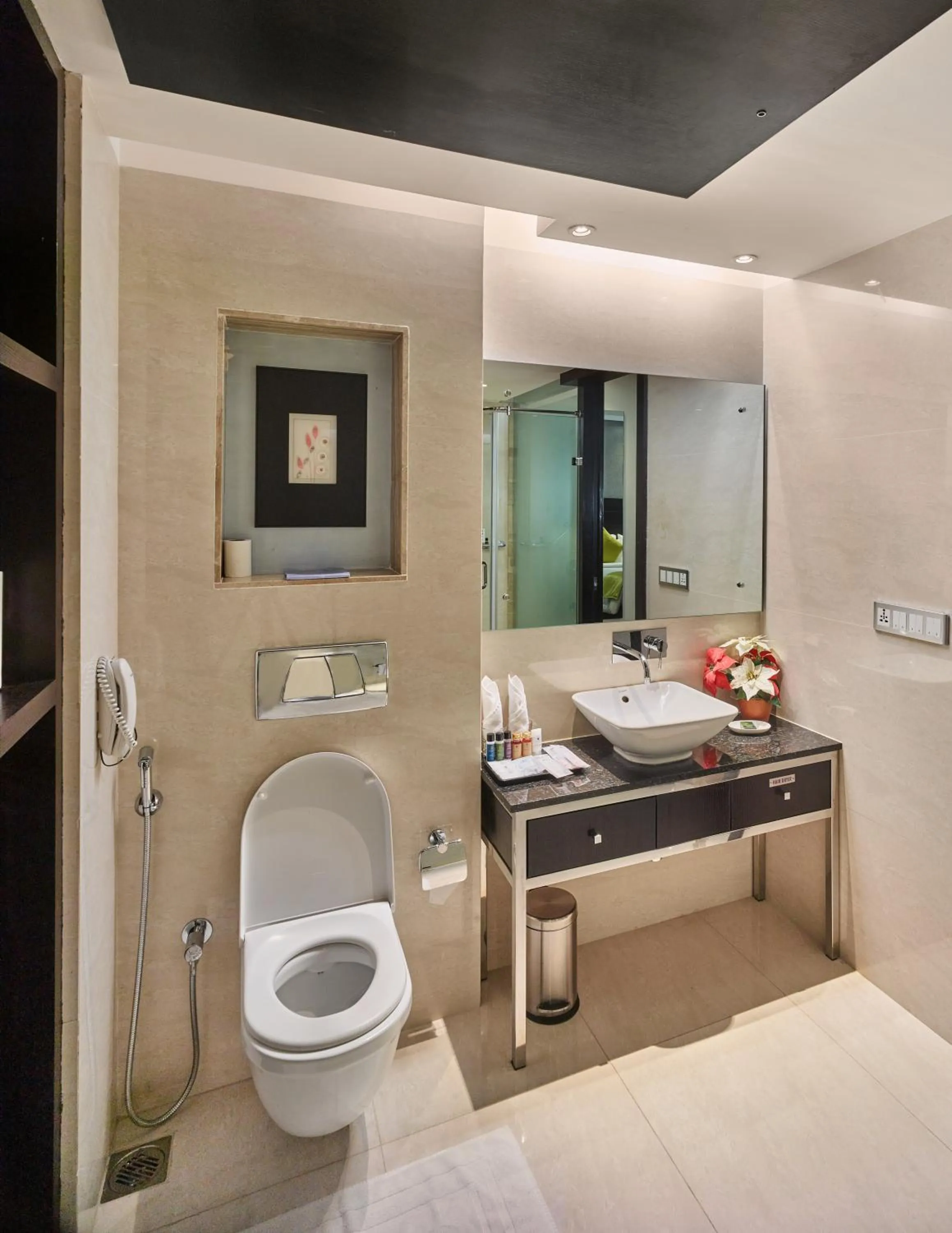 Bathroom in HYCINTH Hotels