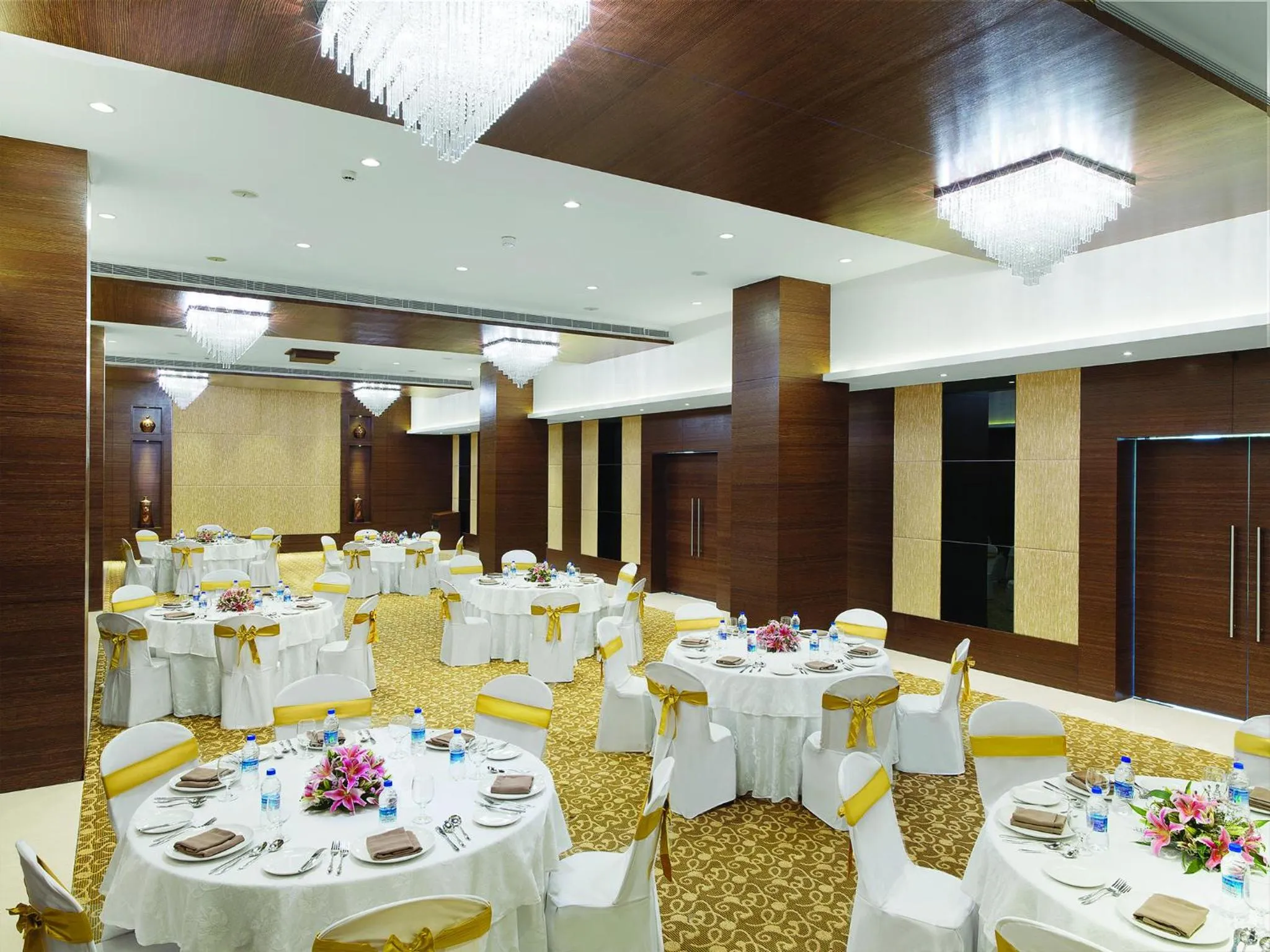 Banquet/Function facilities in HYCINTH Hotels