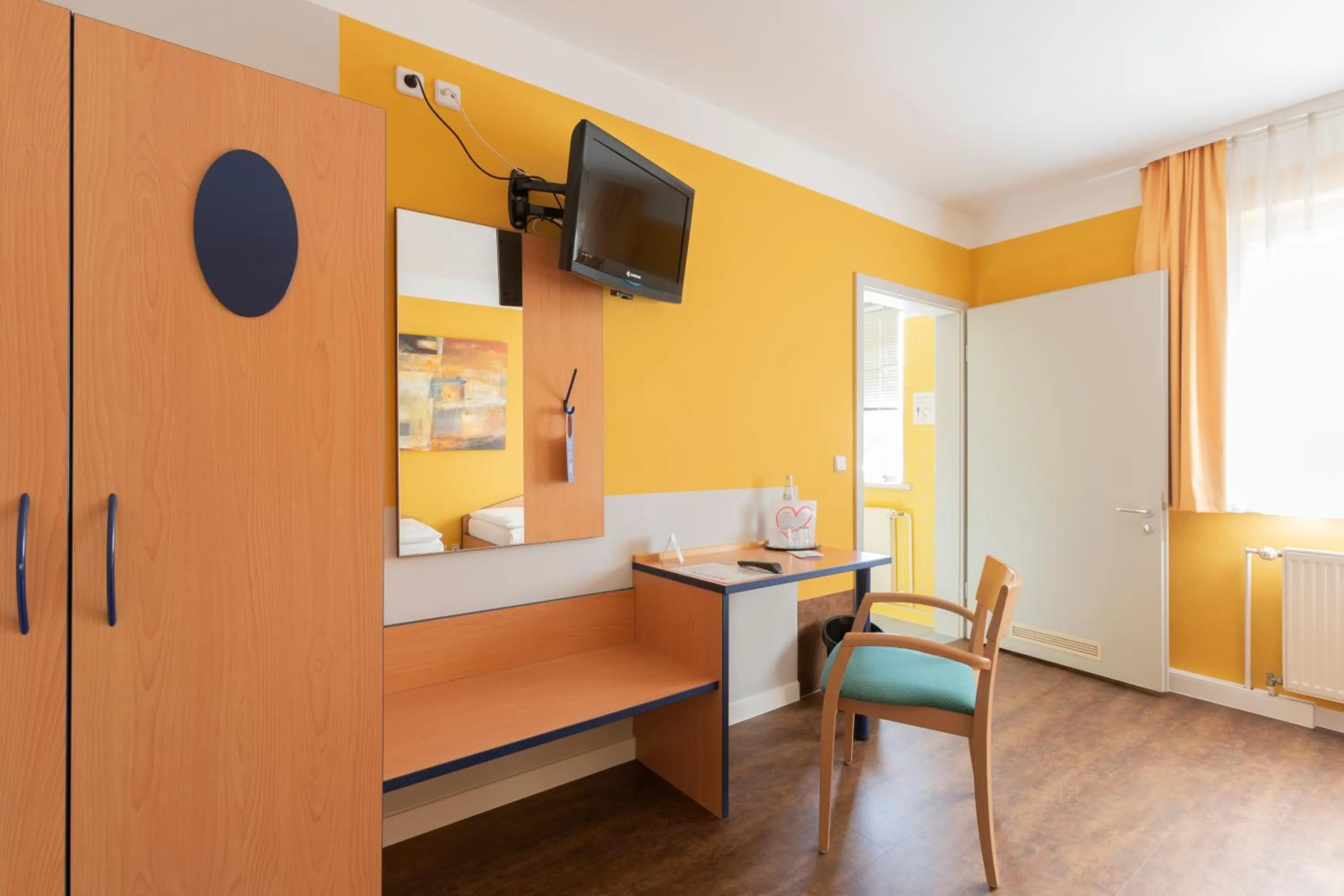 Photo of the whole room in Hotel Mit-Mensch