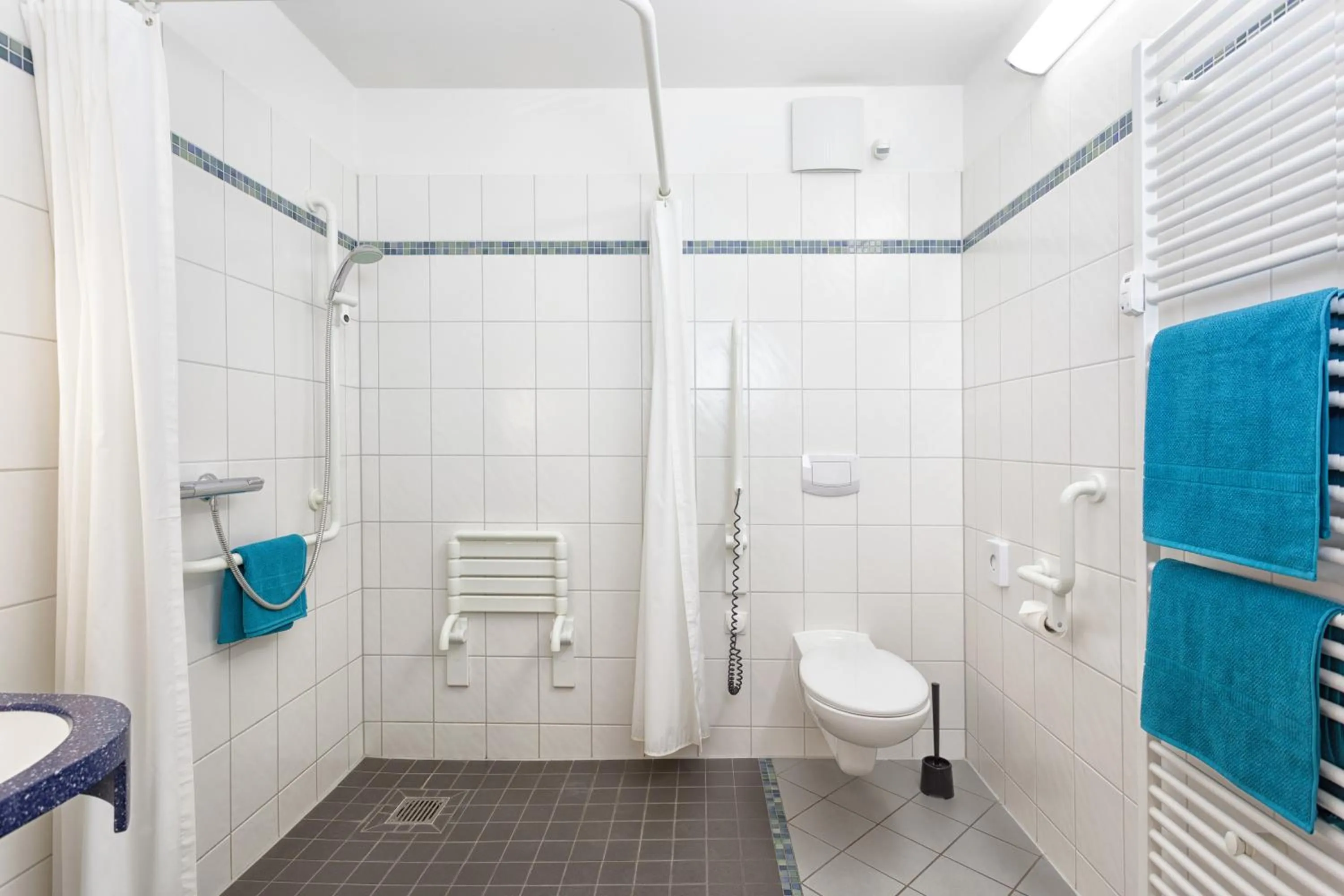 Bathroom in Hotel Mit-Mensch