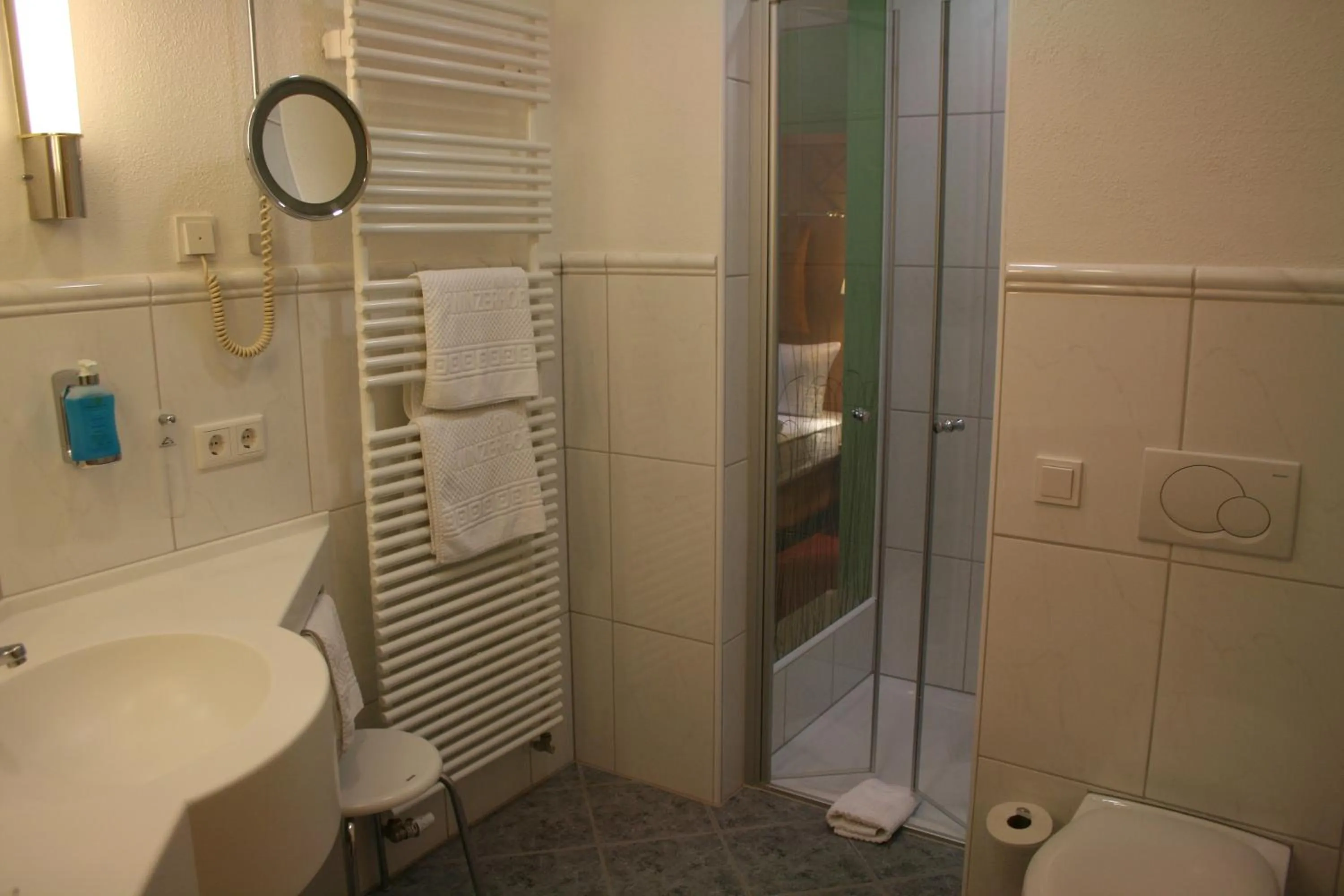 Bathroom in Ringhotel Winzerhof