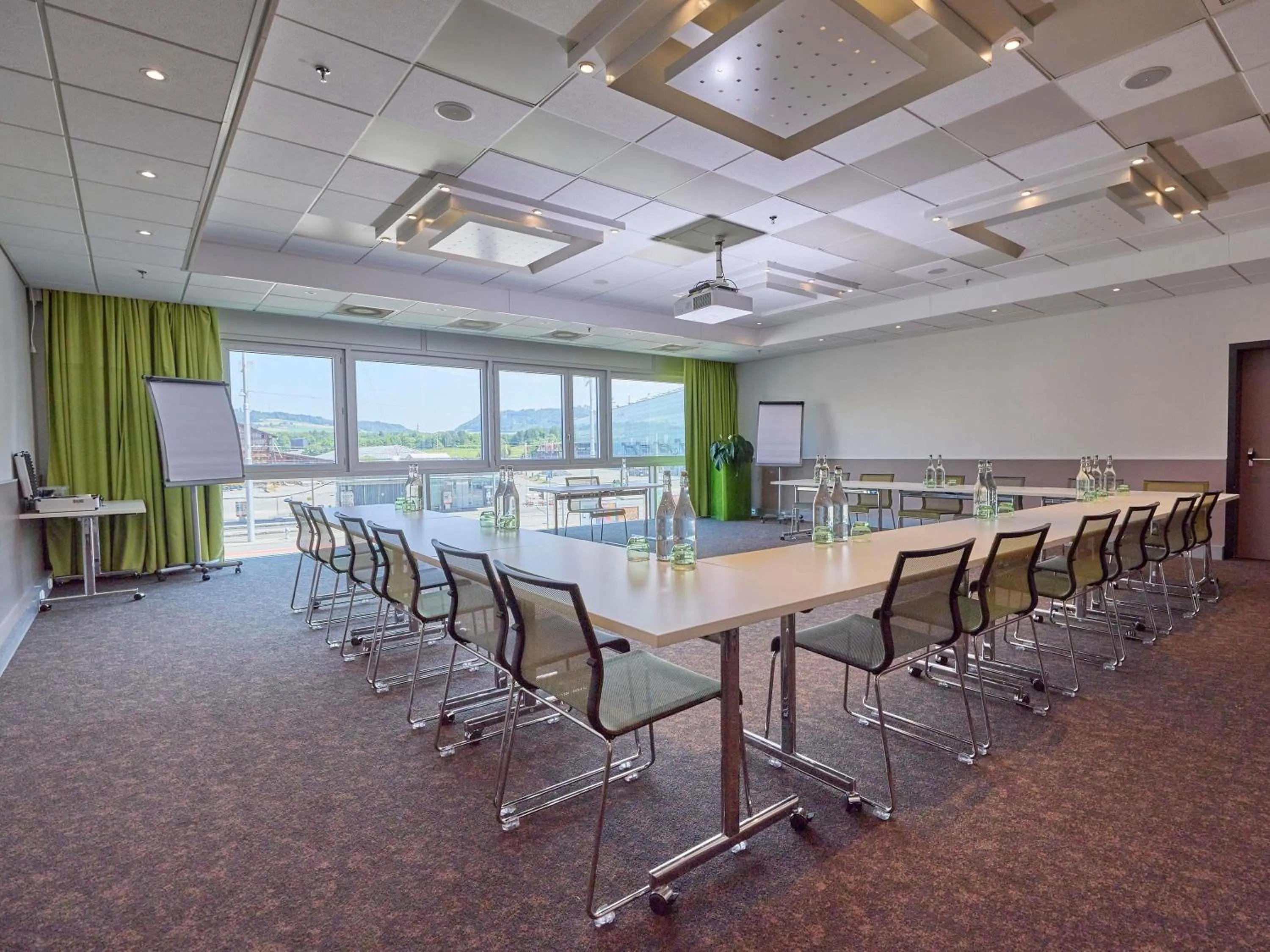 Meeting/conference room in Novotel Bern Expo