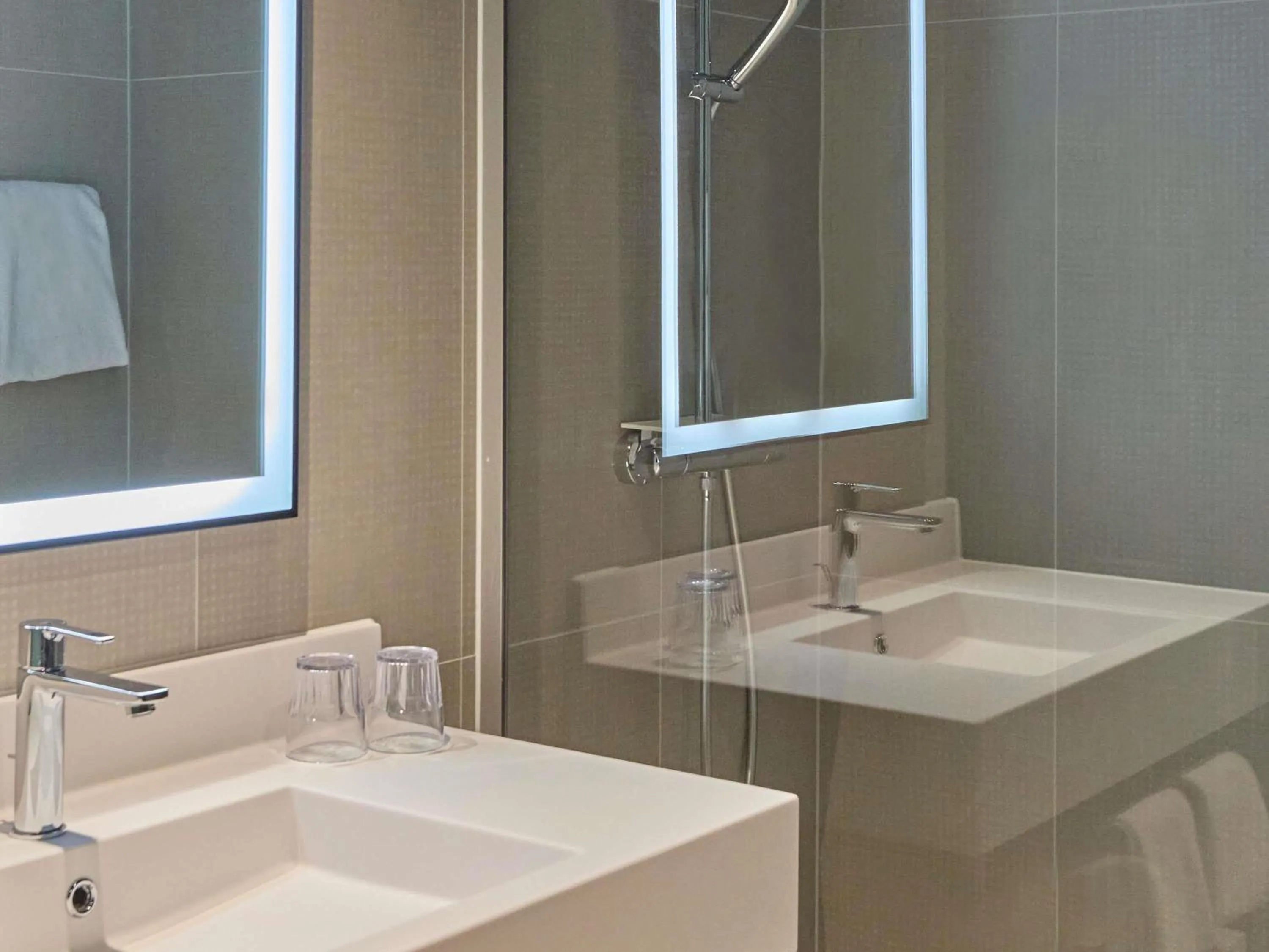 Bedroom in Novotel Bern Expo