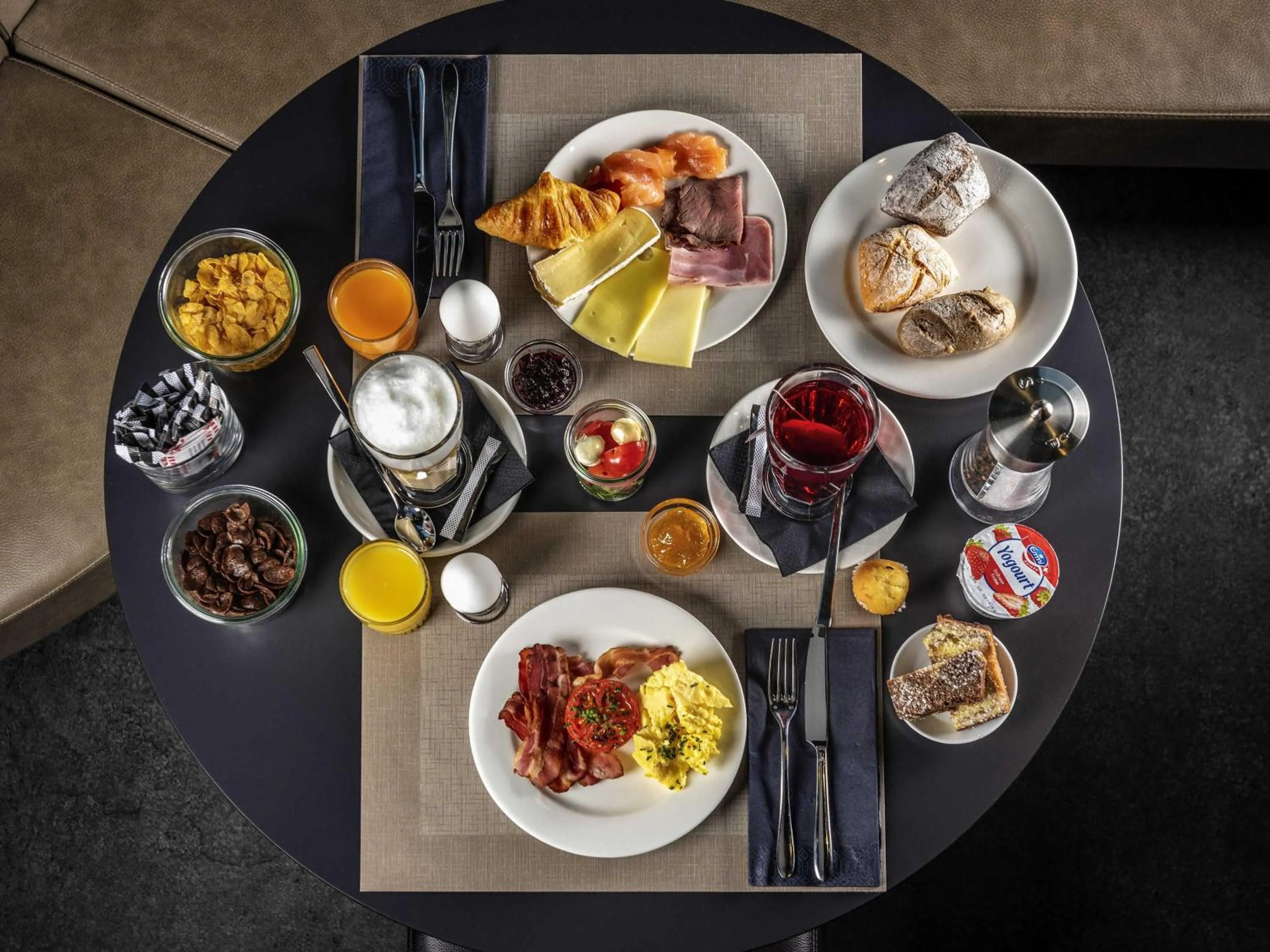 Breakfast in Novotel Bern Expo