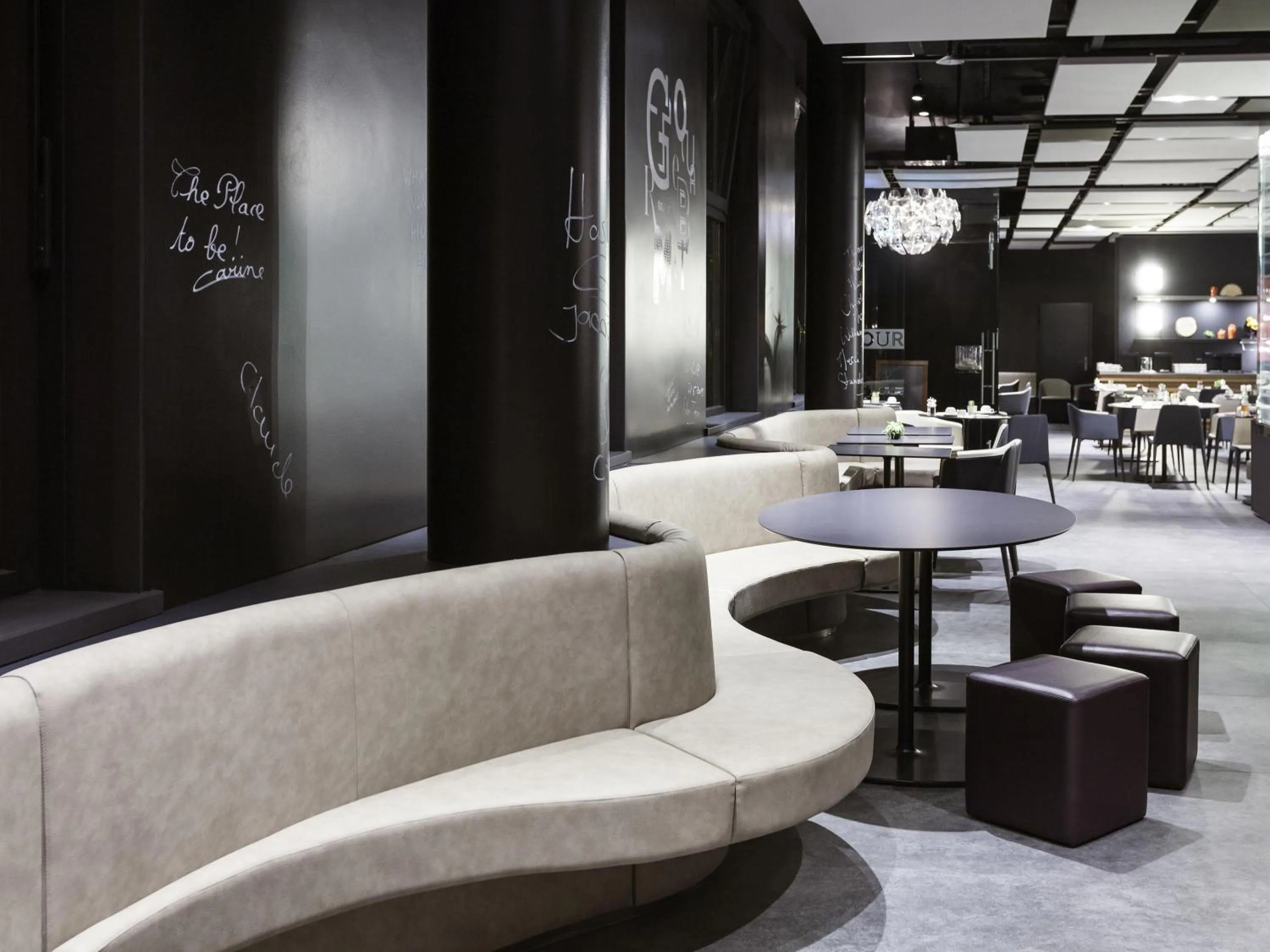 Lounge or bar in Novotel Bern Expo