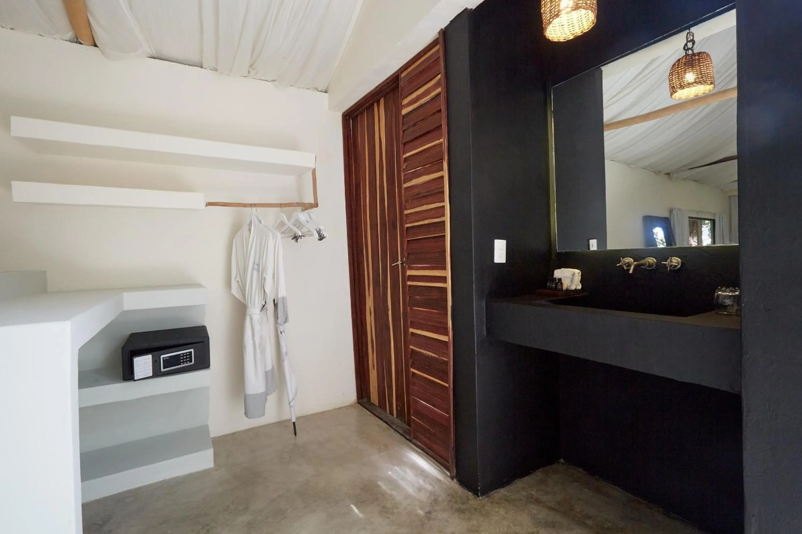 Bathroom in Roc Jungle Tulum