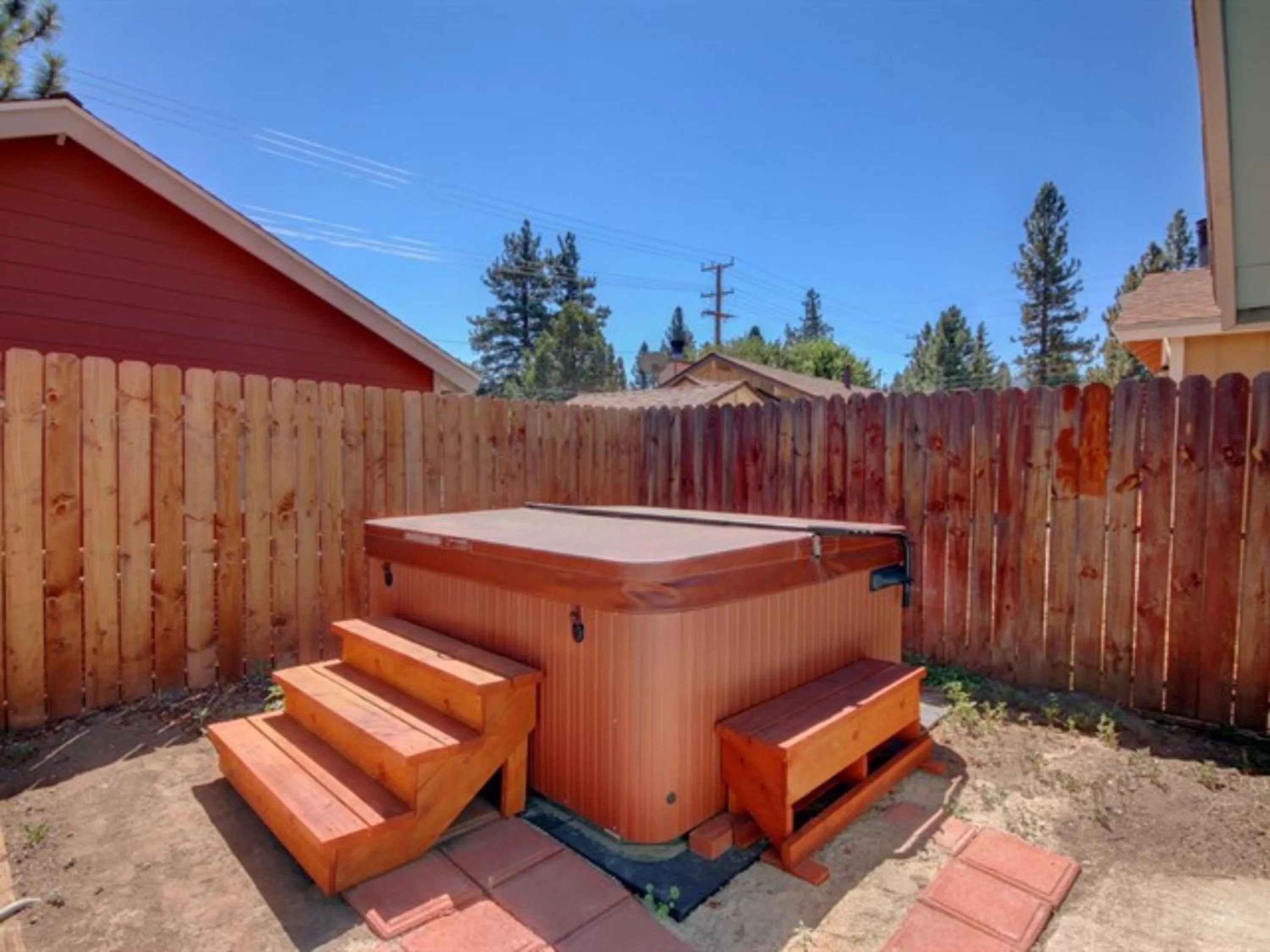 Hot Tub in Idle Hours Inn - 1945 by Big Bear Vacations