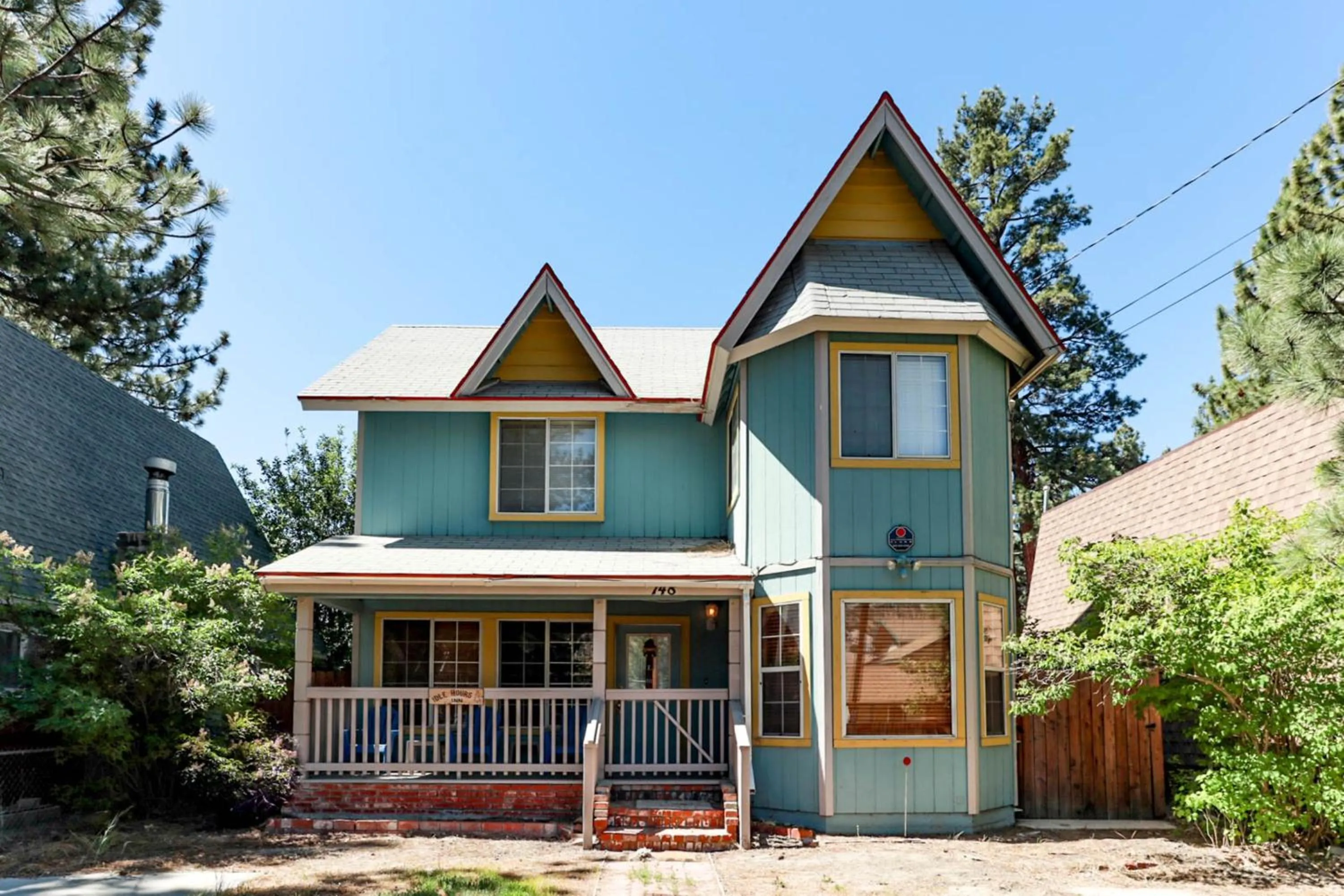 Property building in Idle Hours Inn - 1945 by Big Bear Vacations