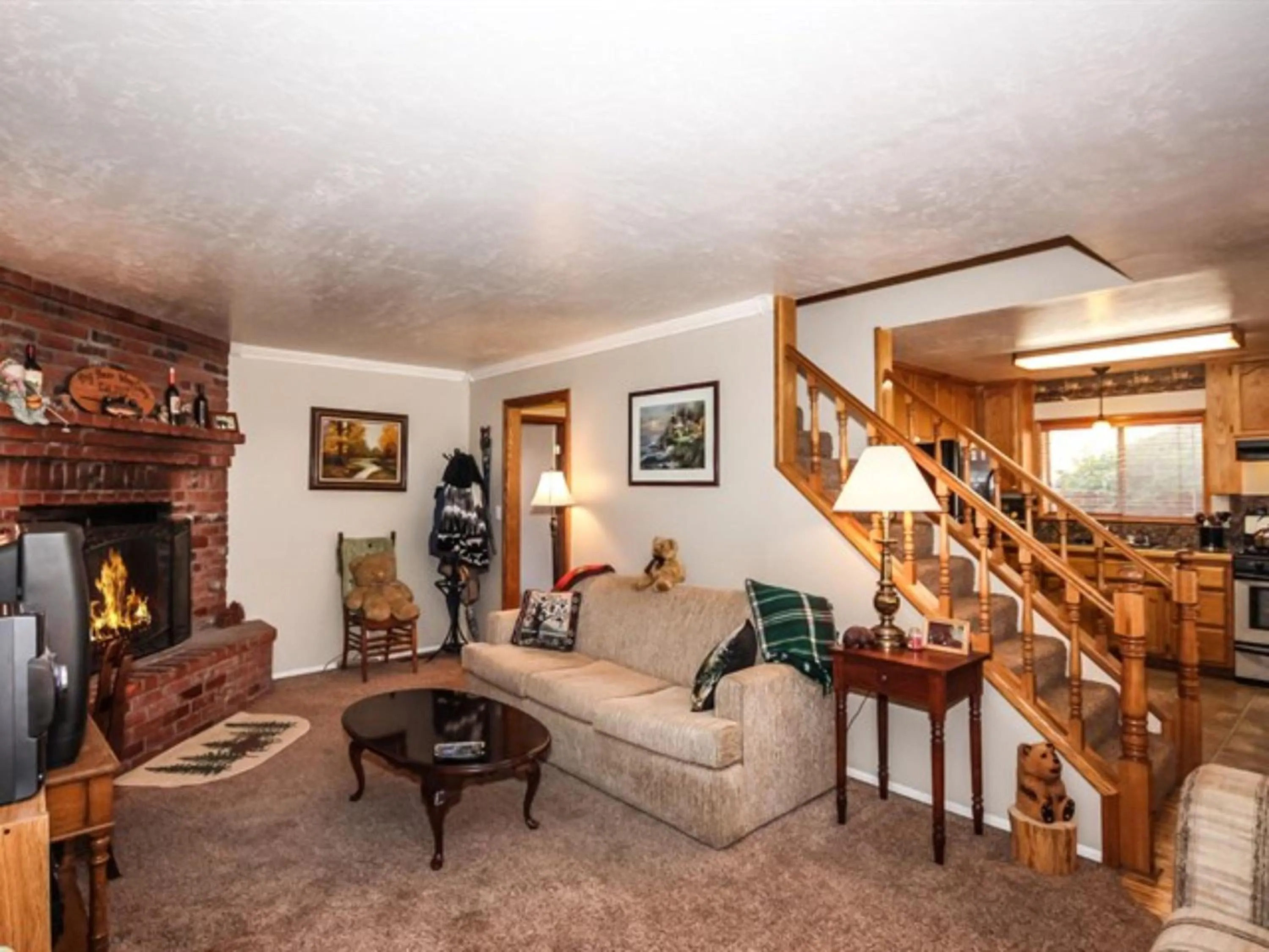 Living room in Idle Hours Inn - 1945 by Big Bear Vacations