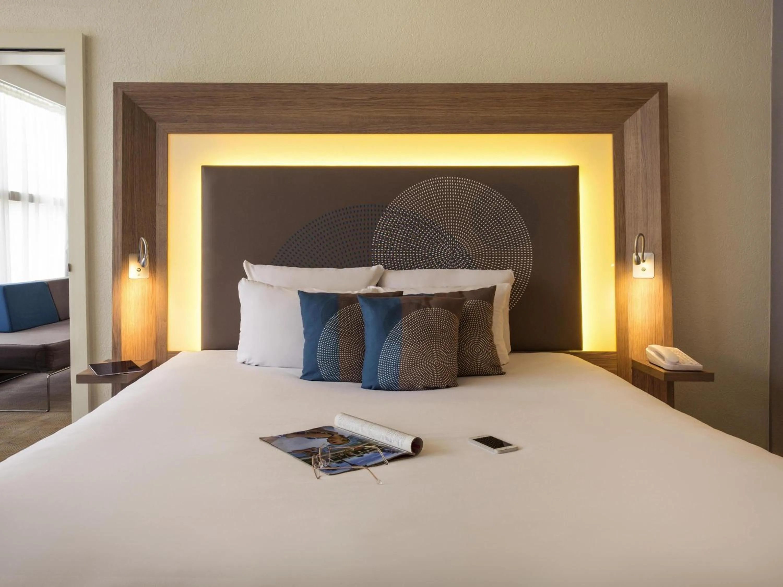 Bedroom, Bed in Novotel Genève Centre