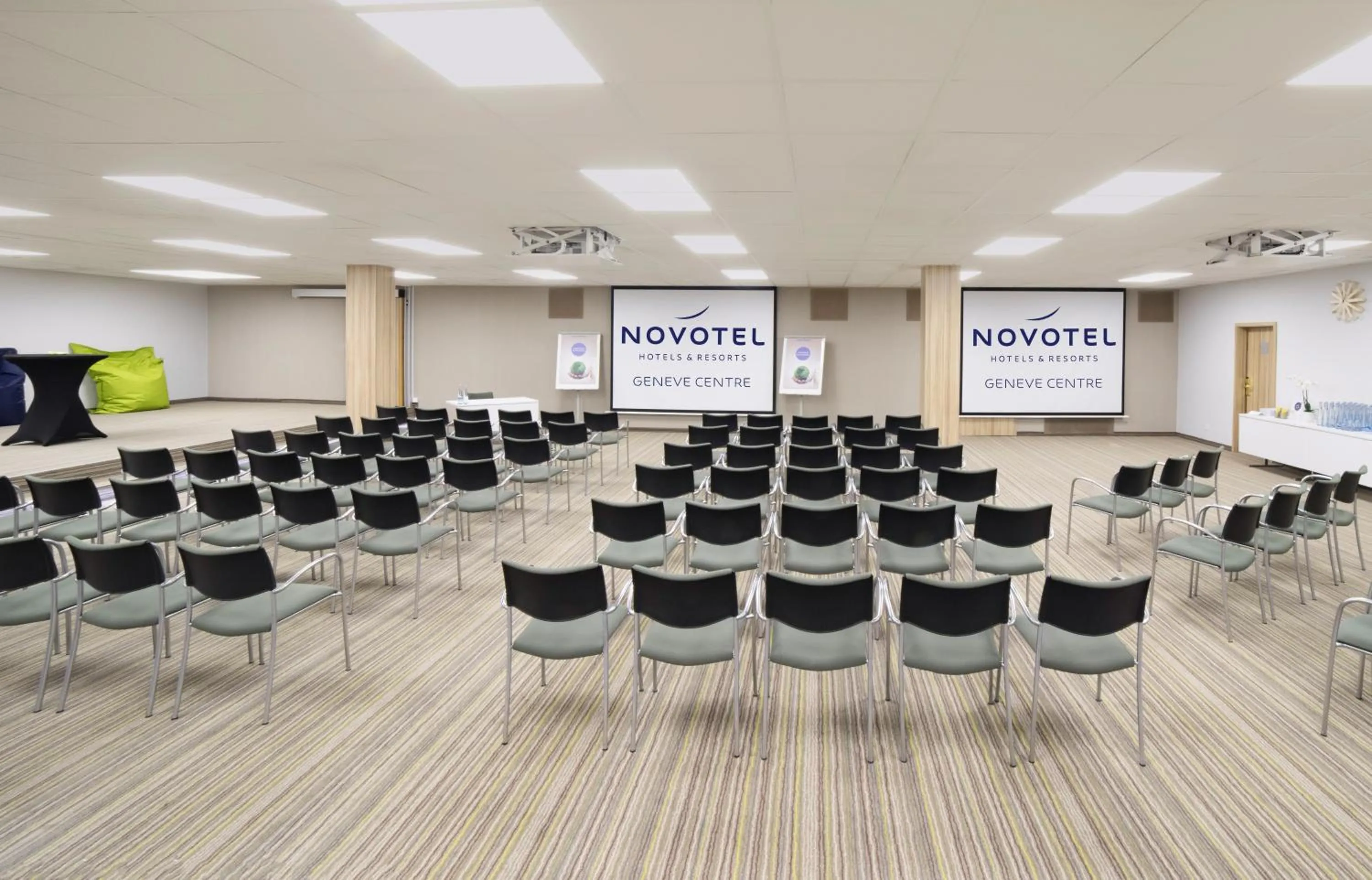 Meeting/conference room in Novotel Genève Centre