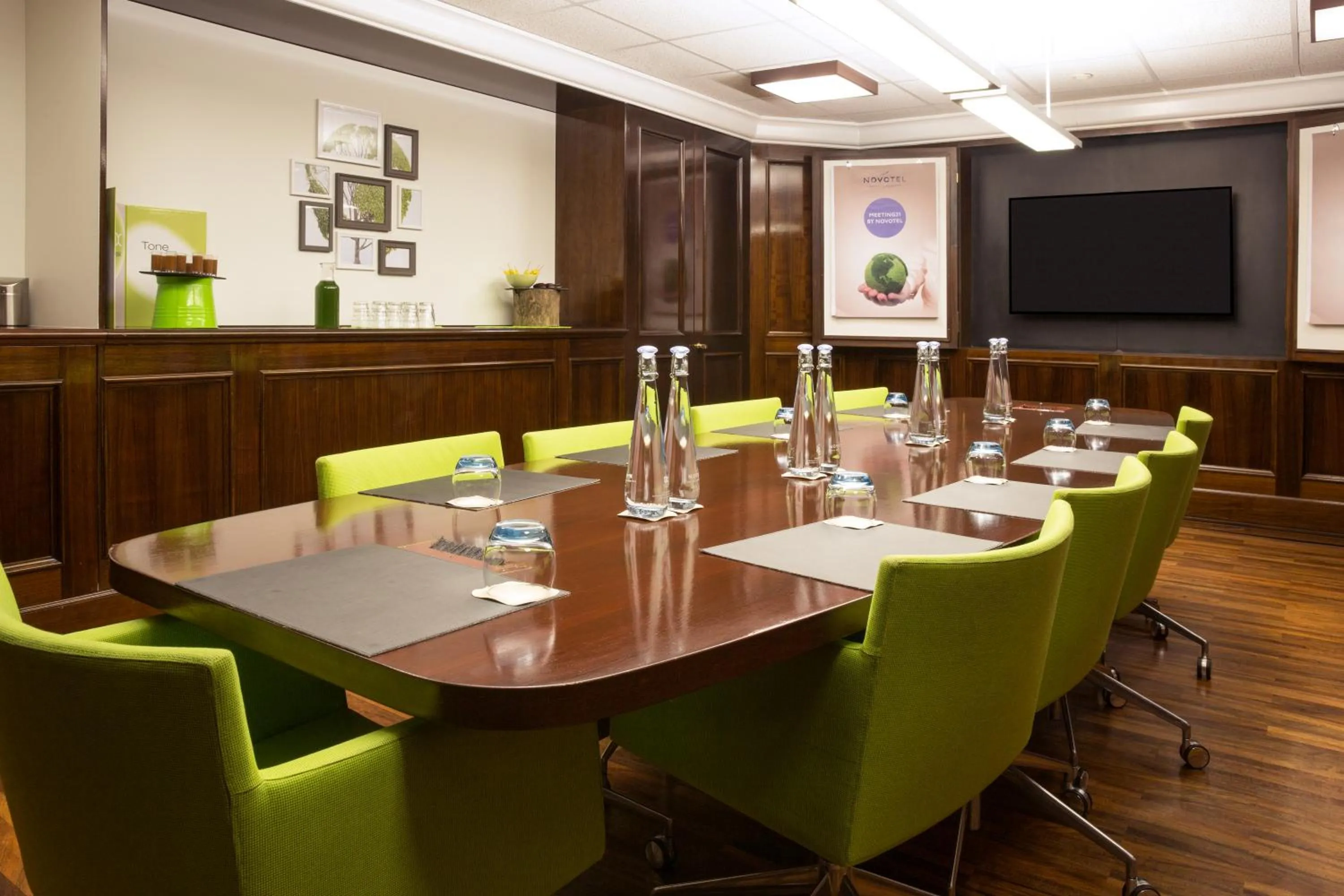 Meeting/conference room in Novotel Genève Centre