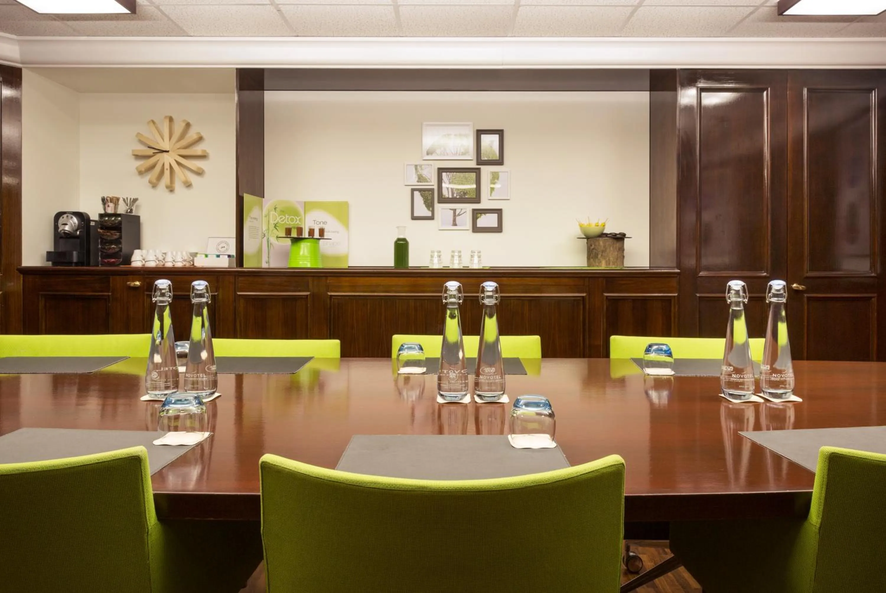 Meeting/conference room in Novotel Genève Centre