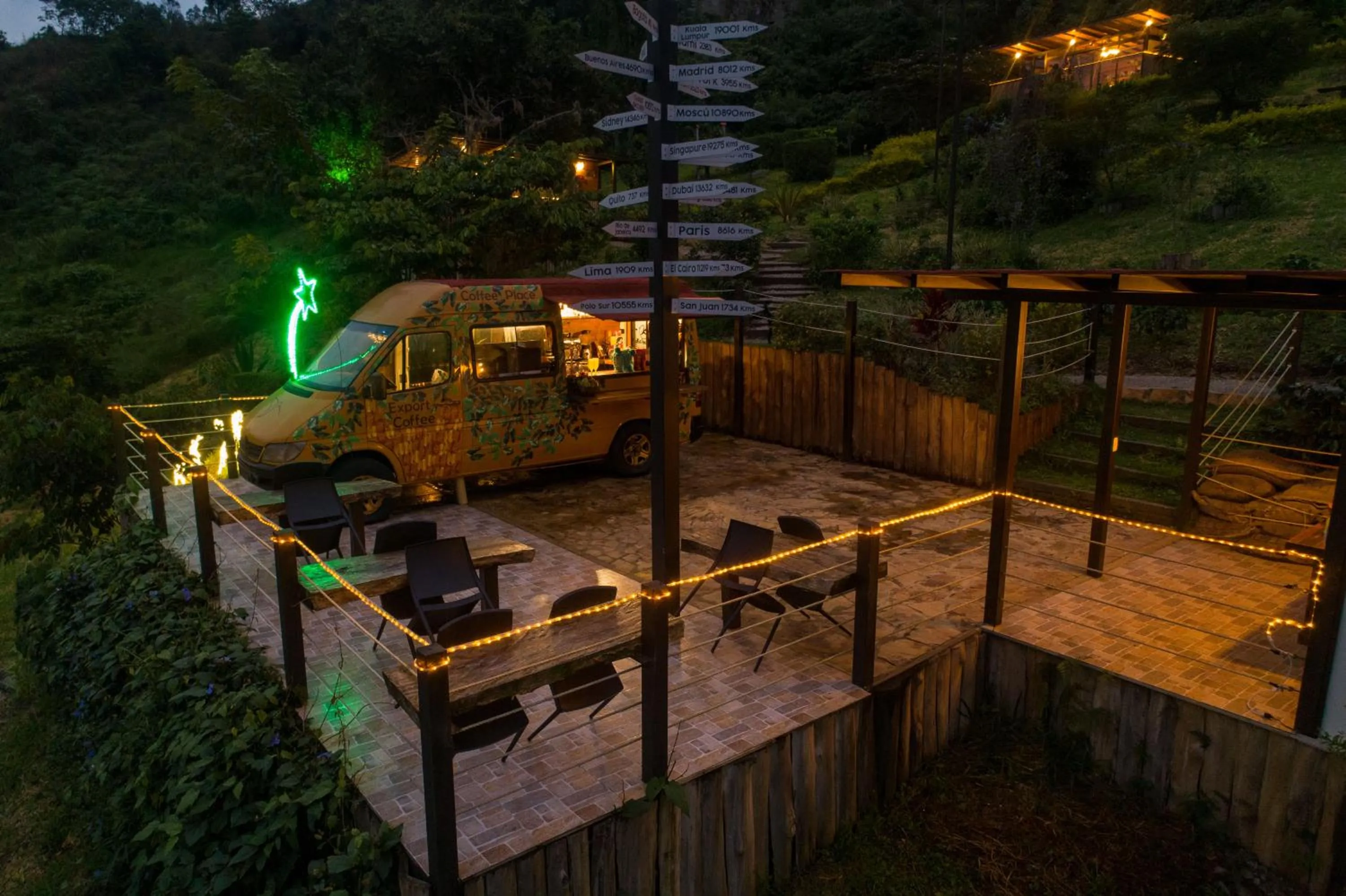 Evening entertainment in Natubri Ecohotel