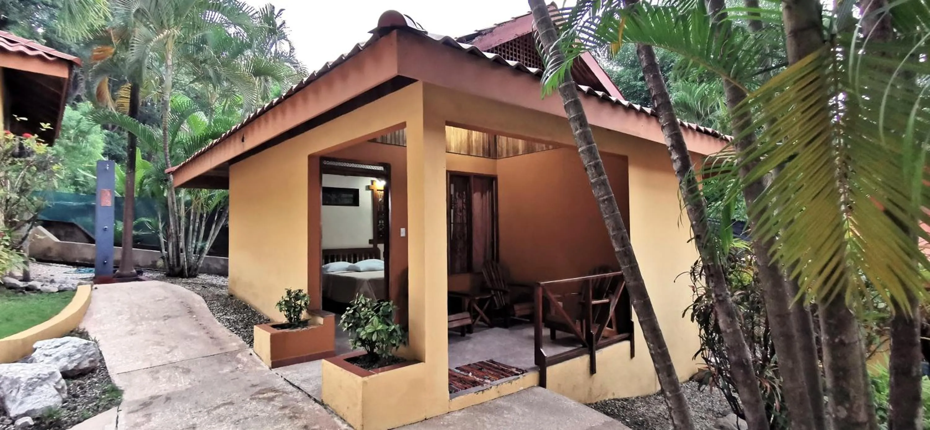 Property building in Hotel Ritmo Tropical - Pool and Breakfast