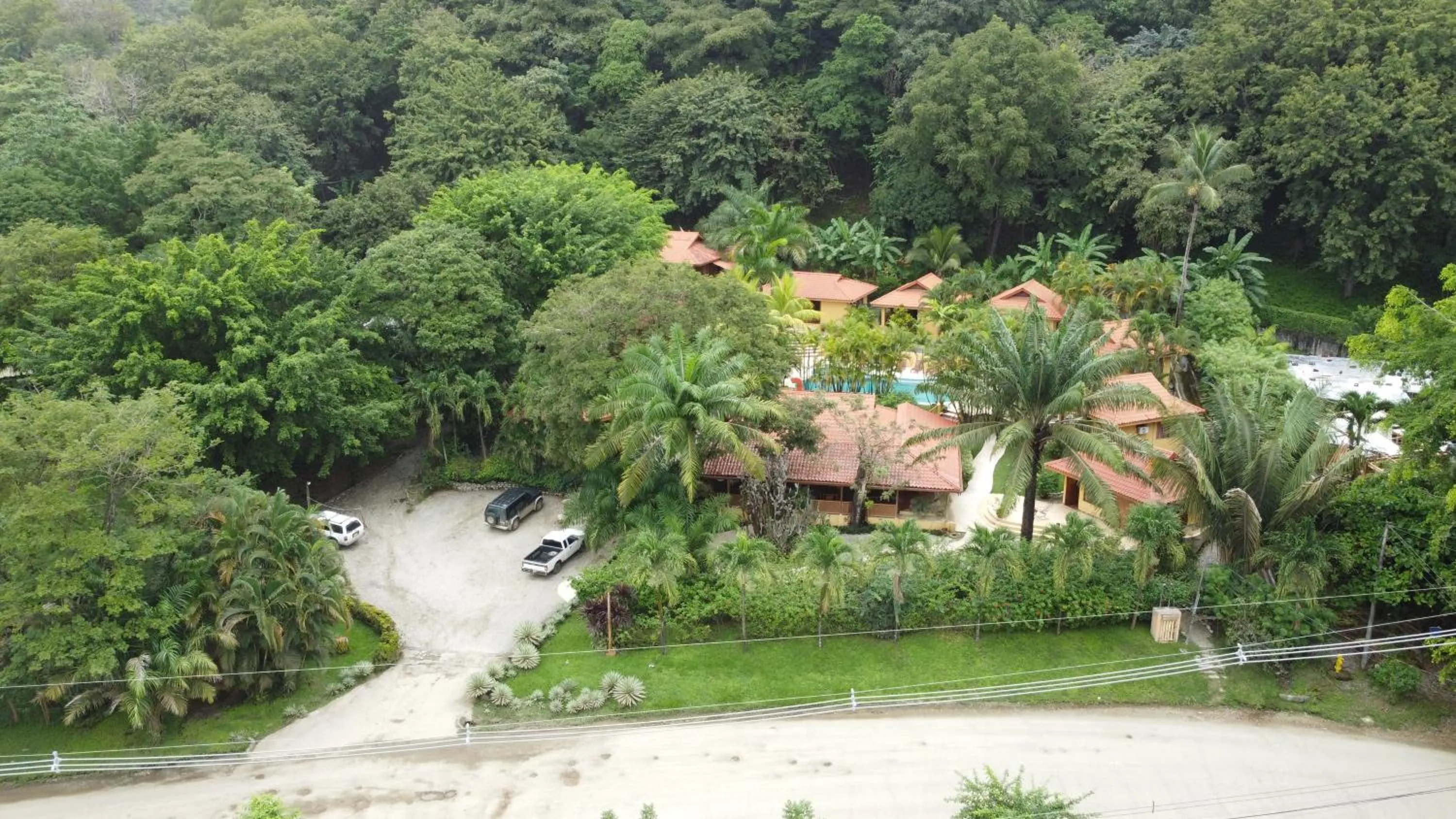 Day in Hotel Ritmo Tropical - Pool and Breakfast