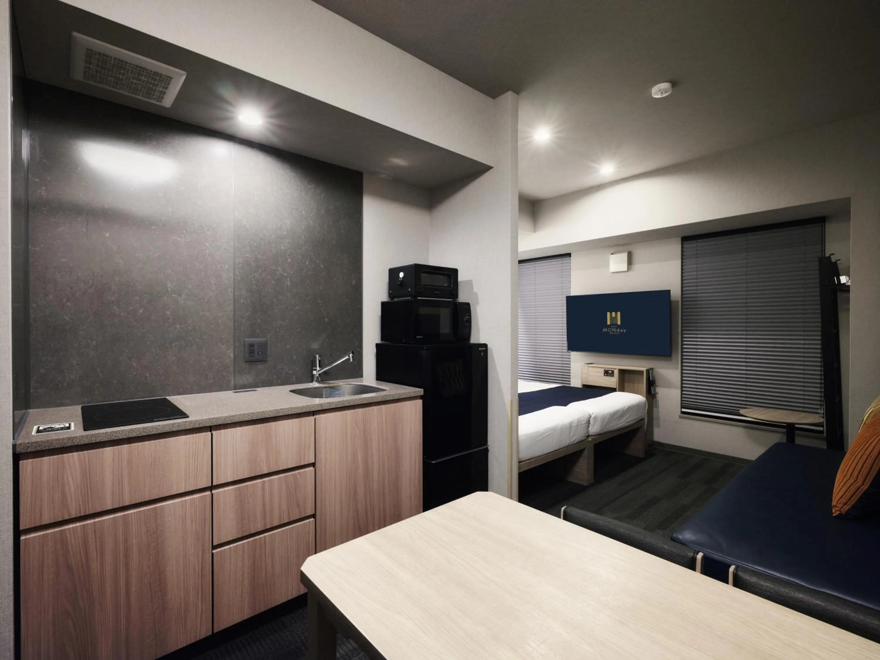 Bed in MONday Apart Asakusabashi Akihabara