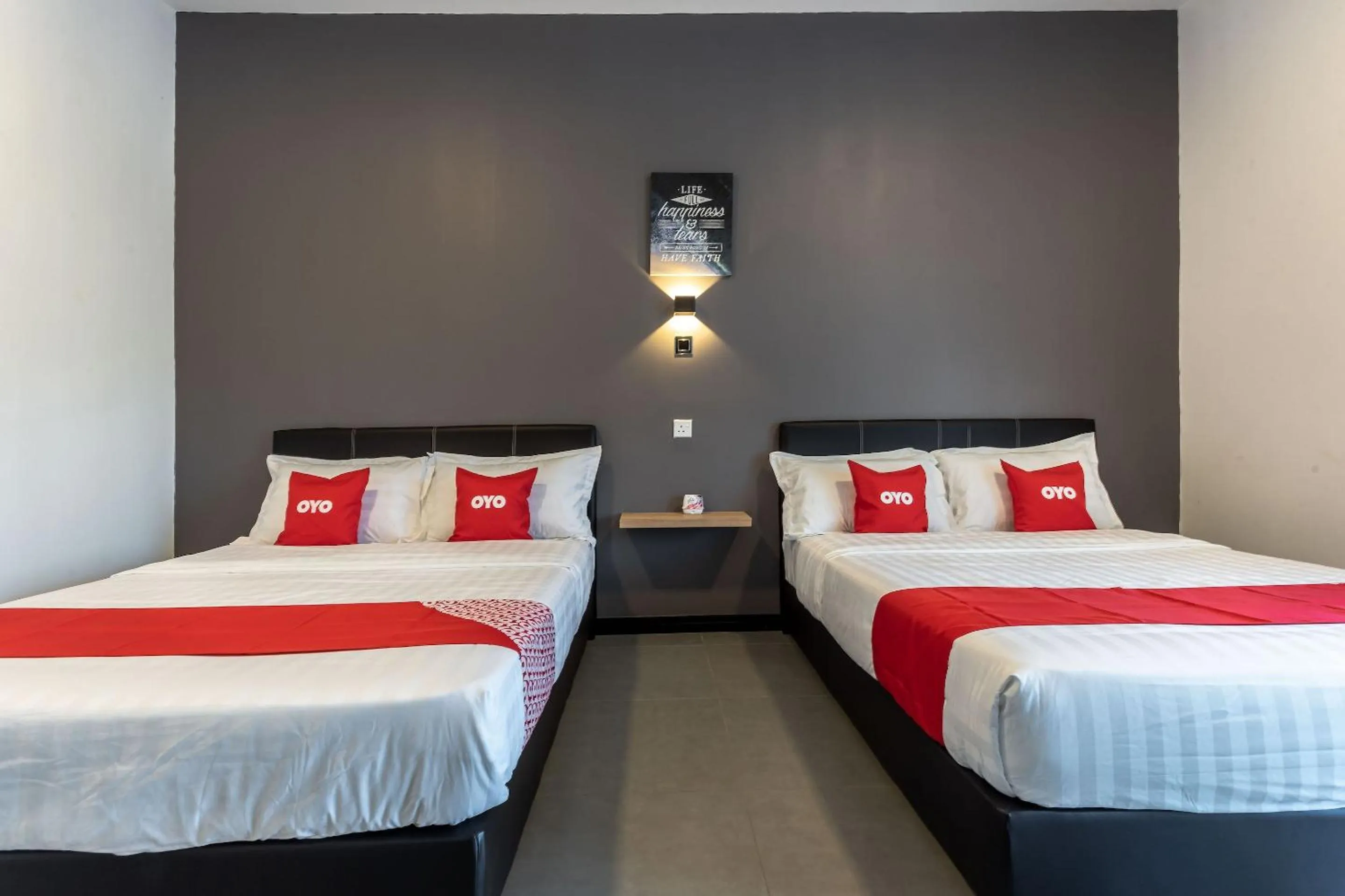 Bedroom in OYO 90149 Pua Family Semporna