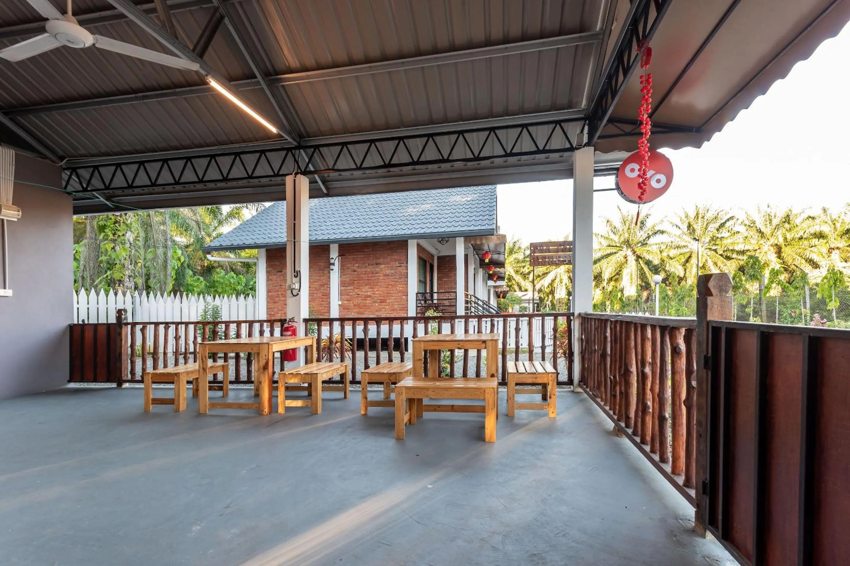 Facade/entrance in OYO 90149 Pua Family Semporna