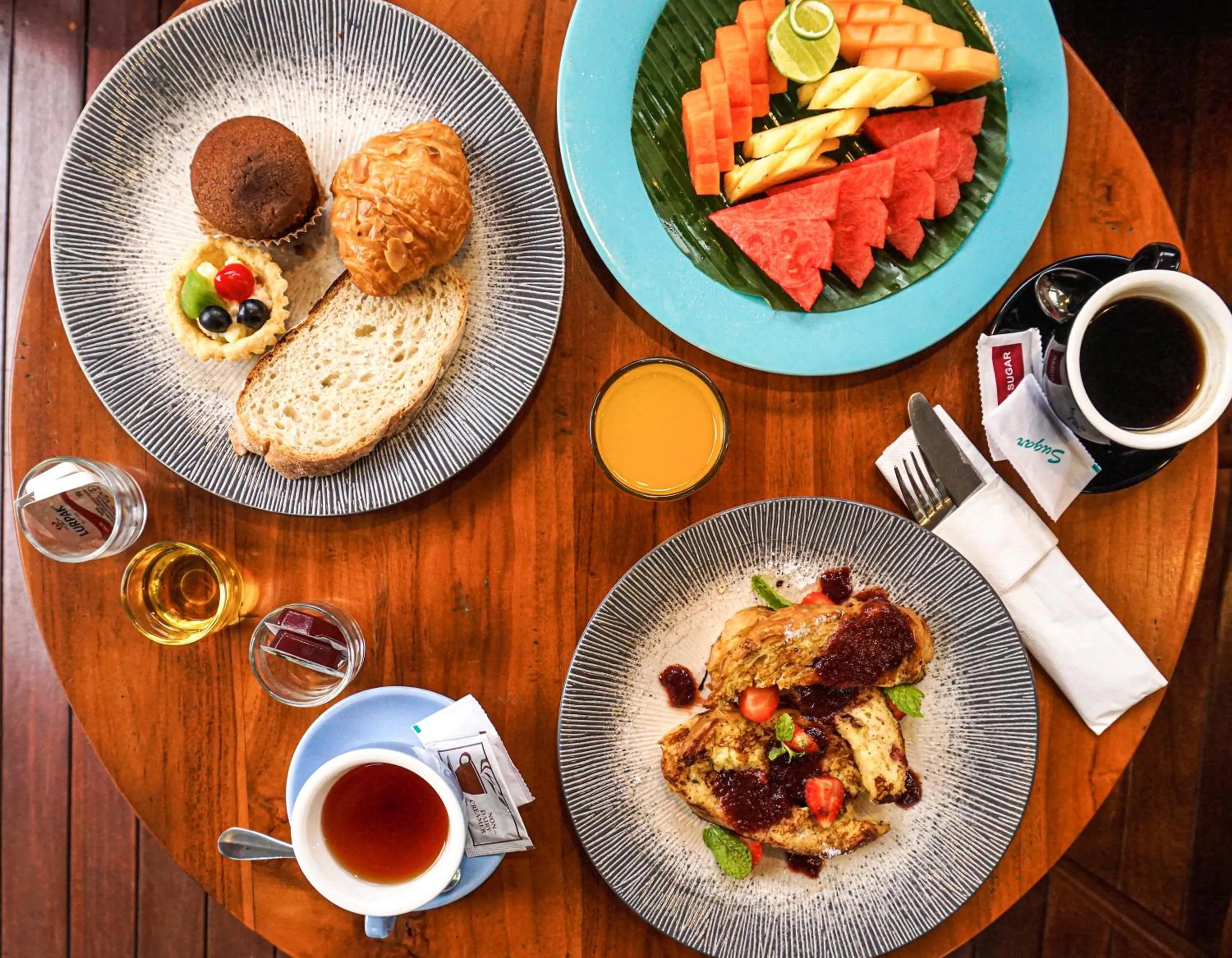 Breakfast in Sampatti Villas