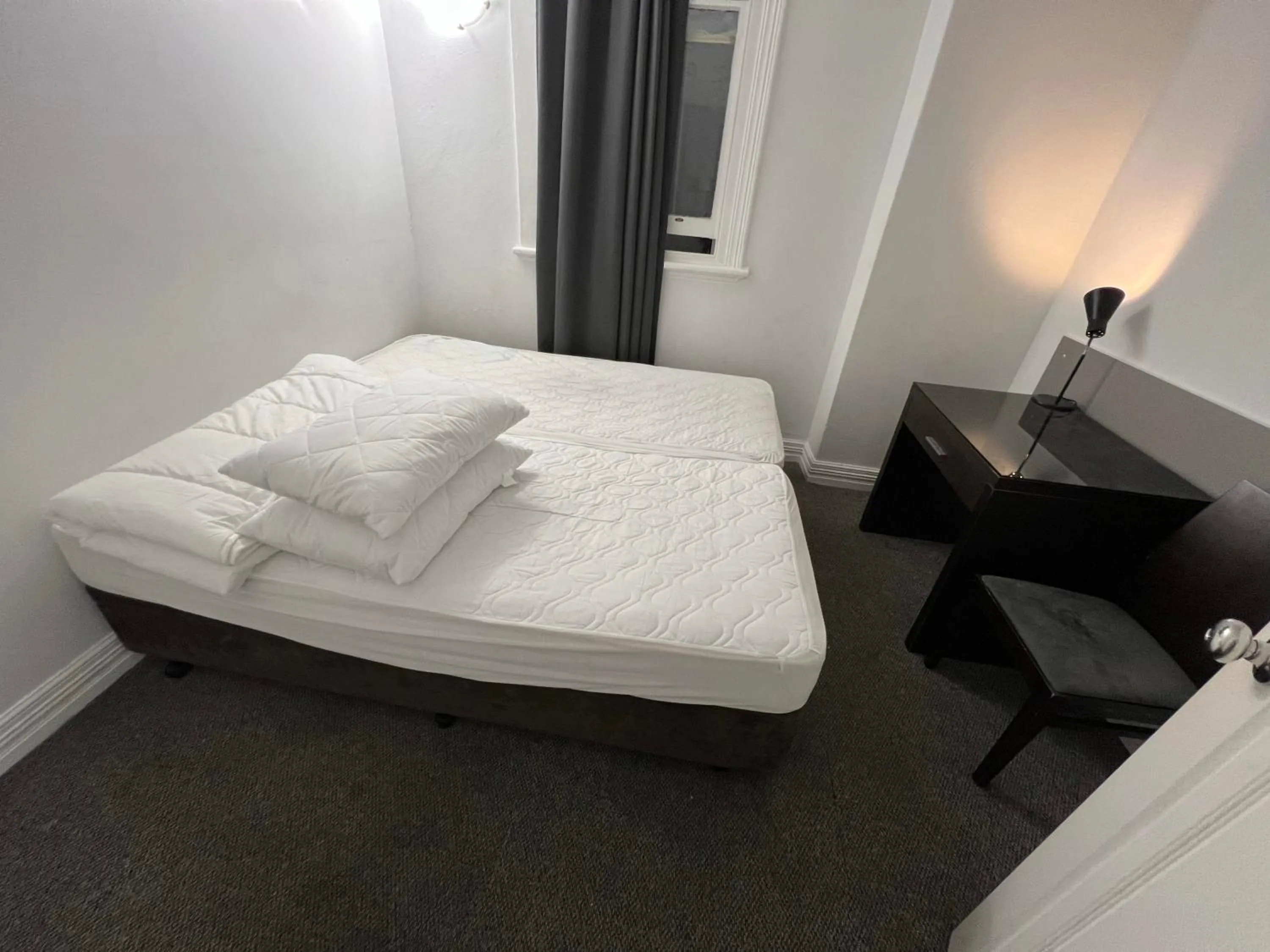 Bed in Akara Perth