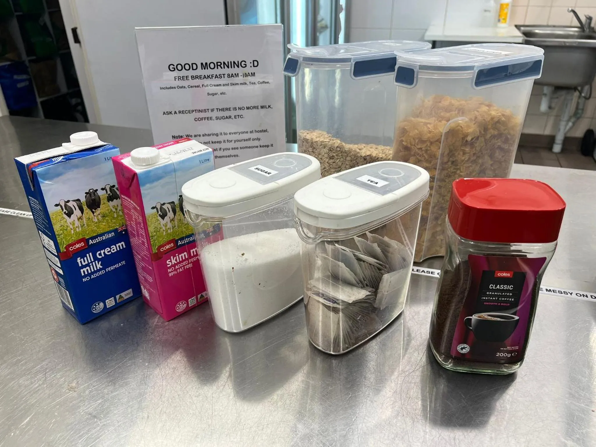 Communal kitchen in Akara Perth