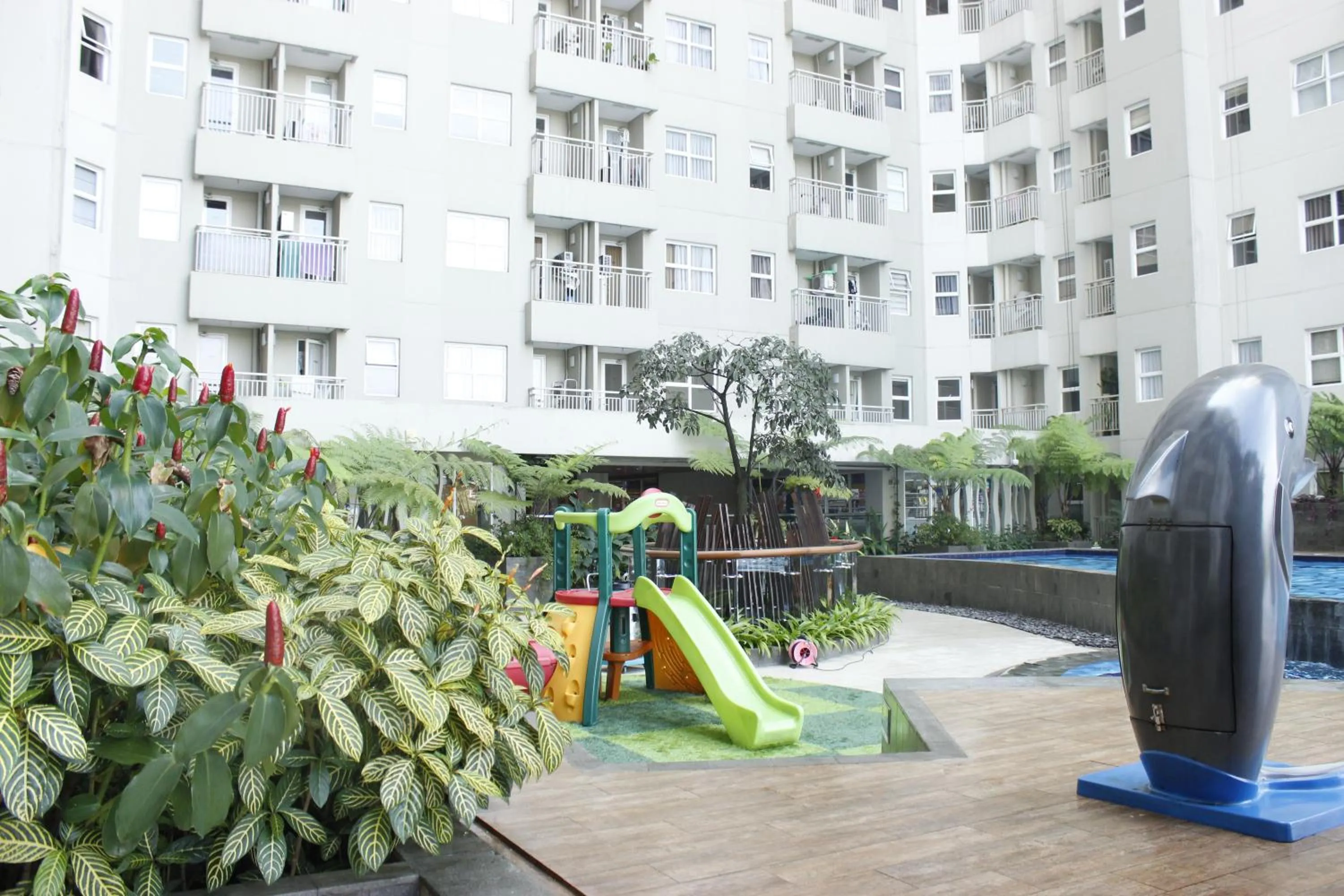 Property building in Spacious 3BR Apartment Parahyangan Residence near UNPAR By Travelio
