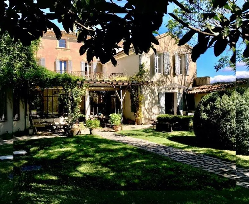 Facade/entrance in la maiZon