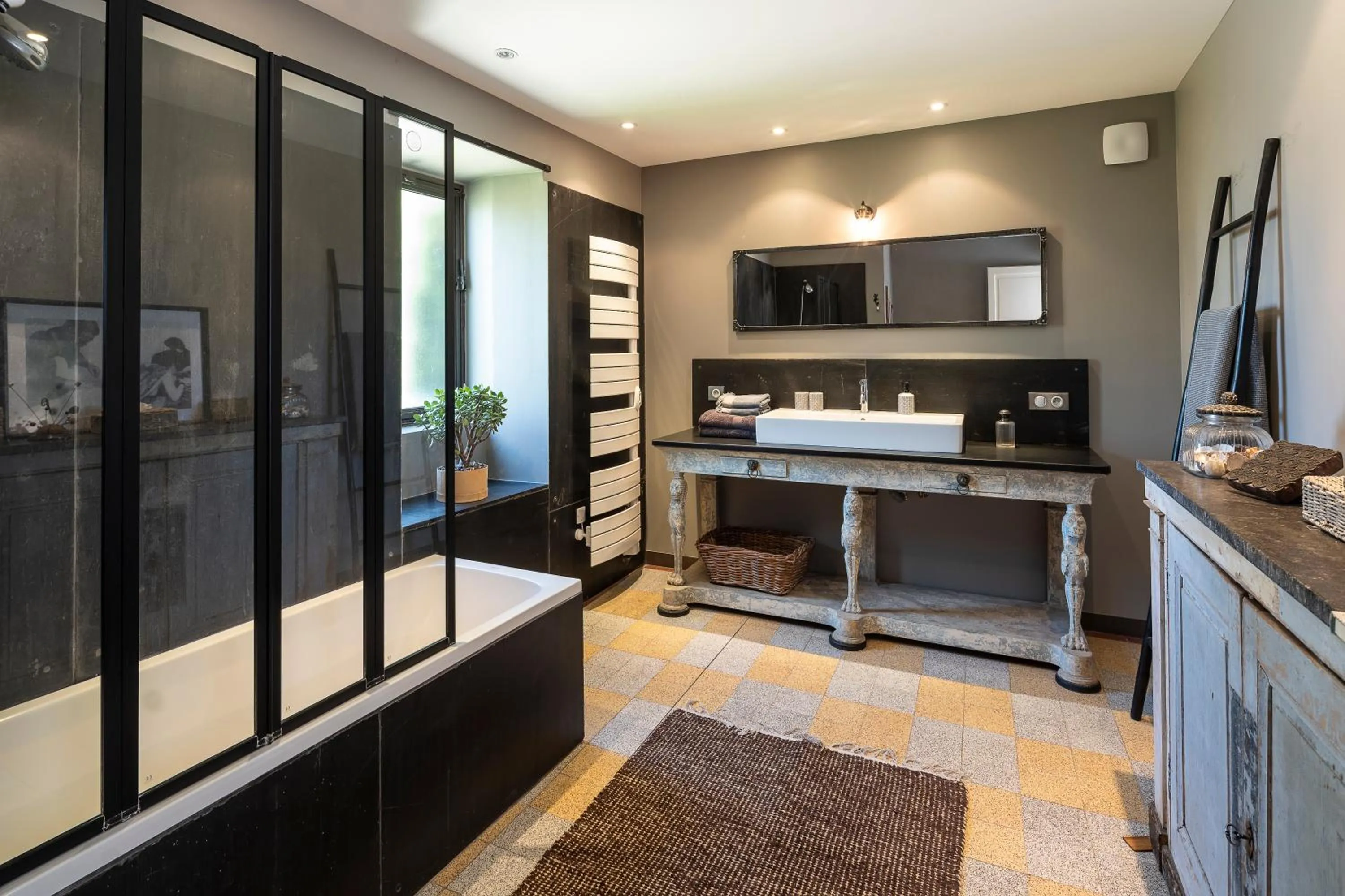 Bathroom in la maiZon