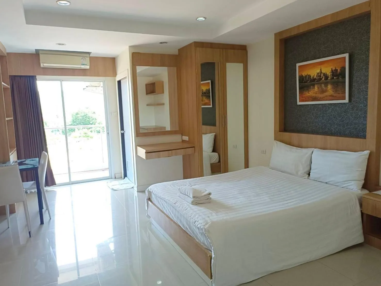 Sea Hill Boutique Residence